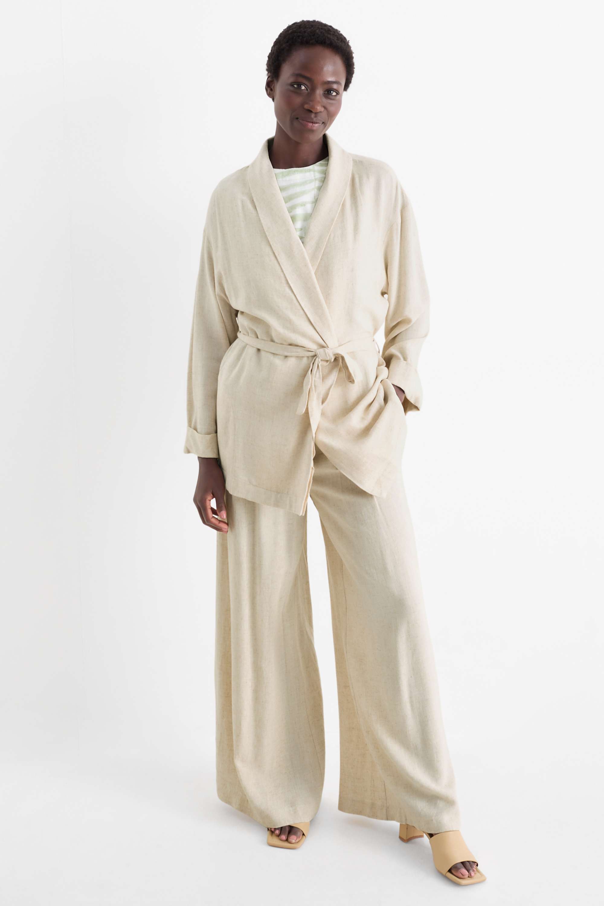 Long blazer with linen content - relaxed fit light beige