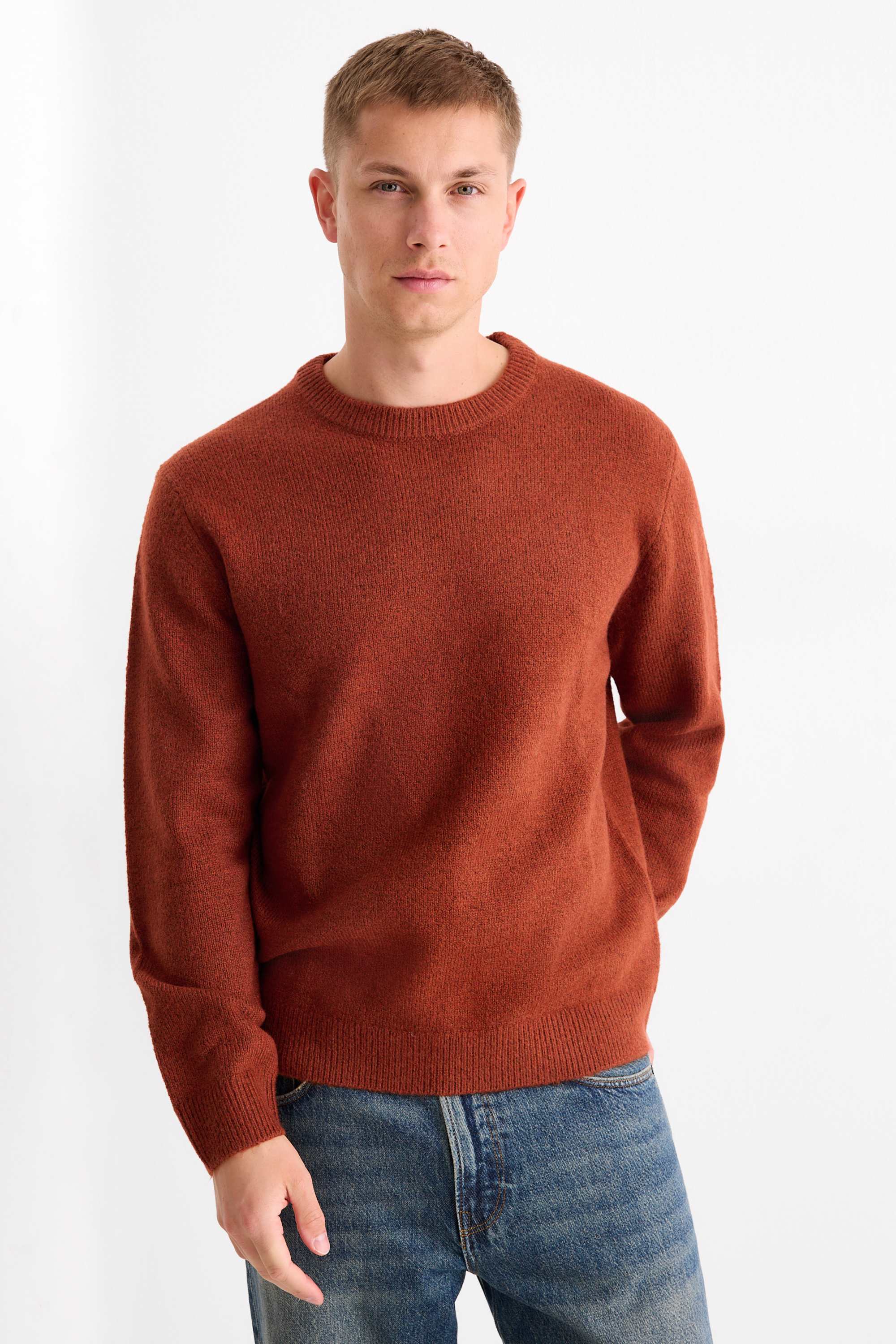 Jumper brown