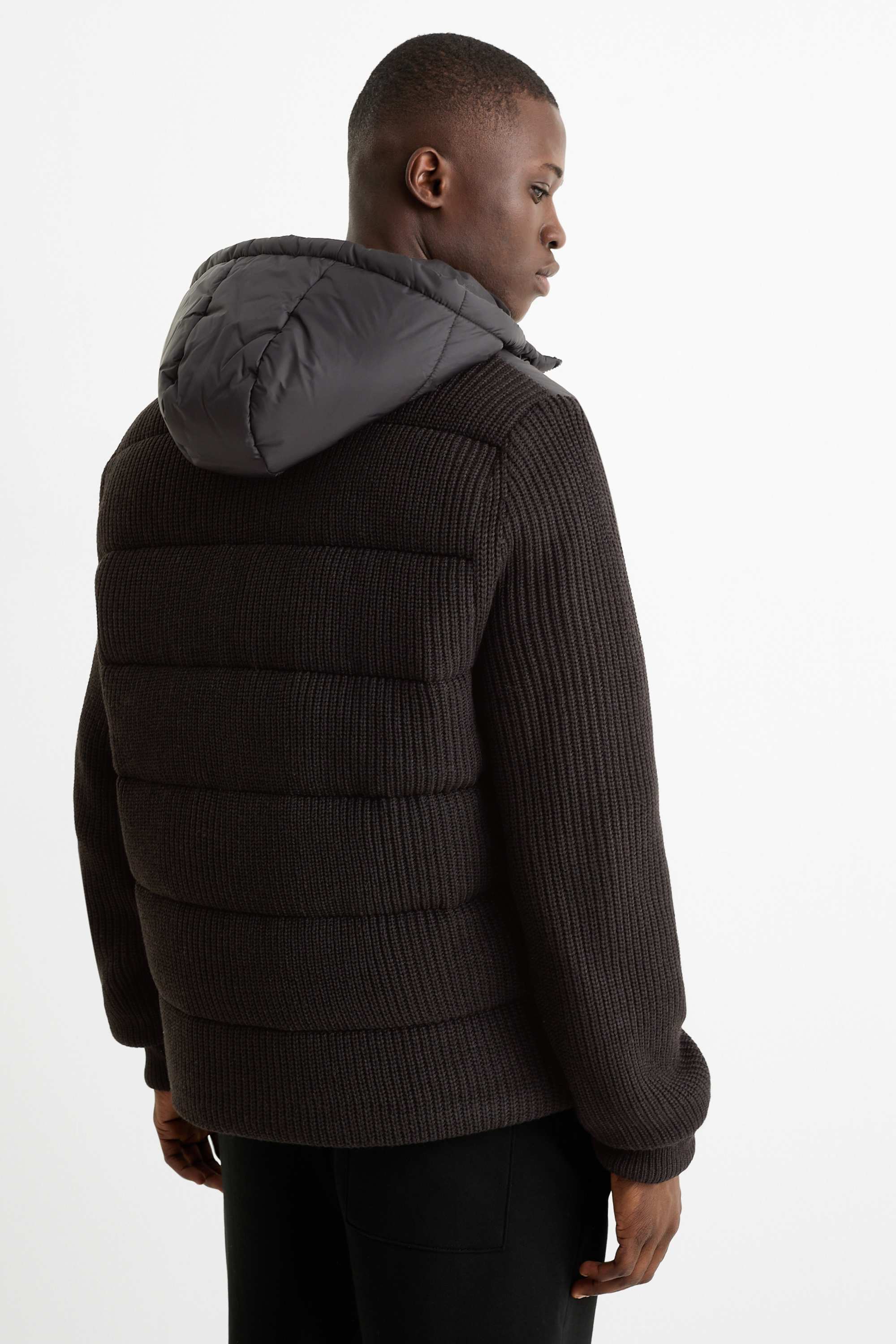 Quilted jacket with hood black