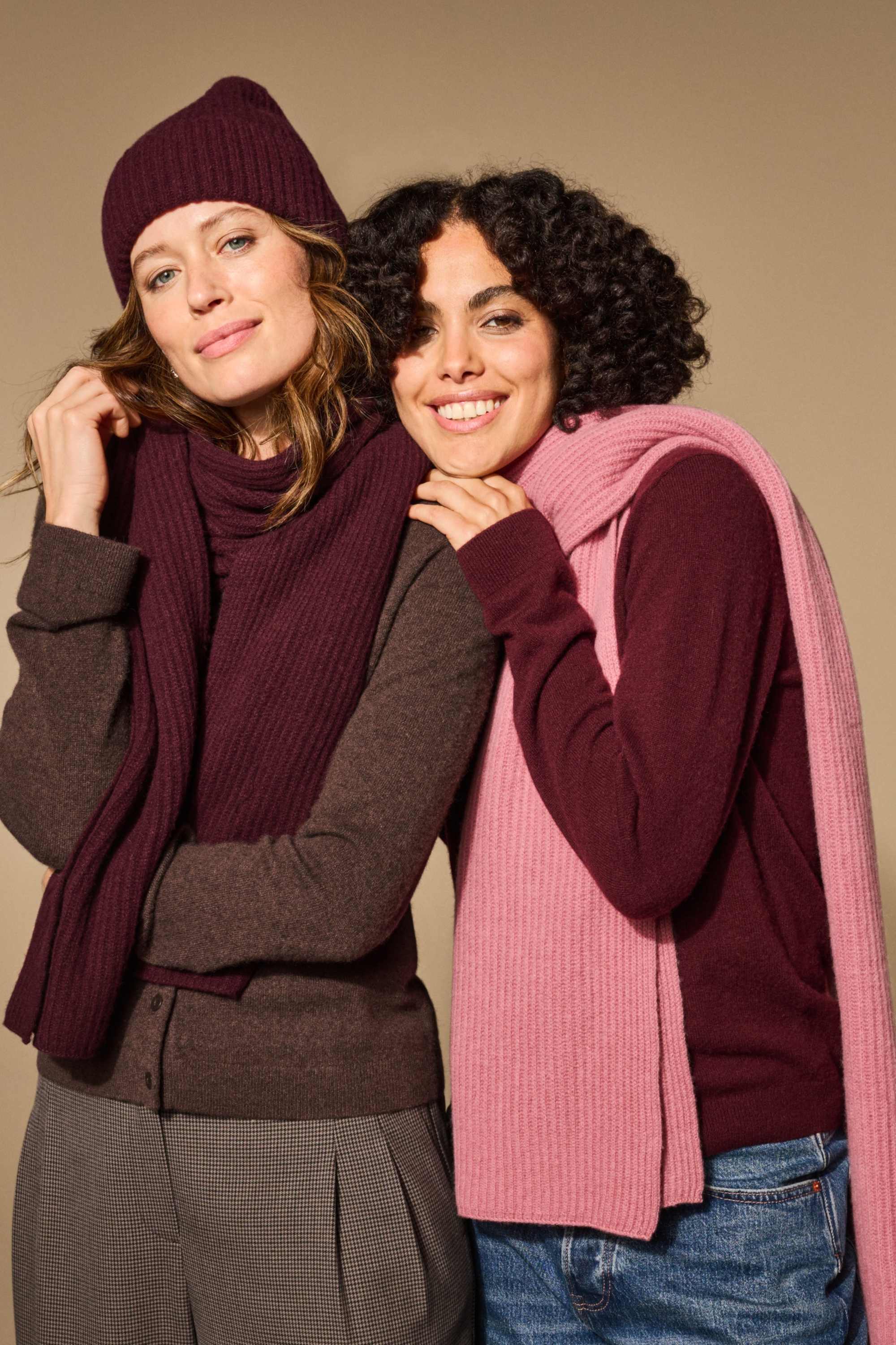 Cashmere scarf - ribbed bordeaux