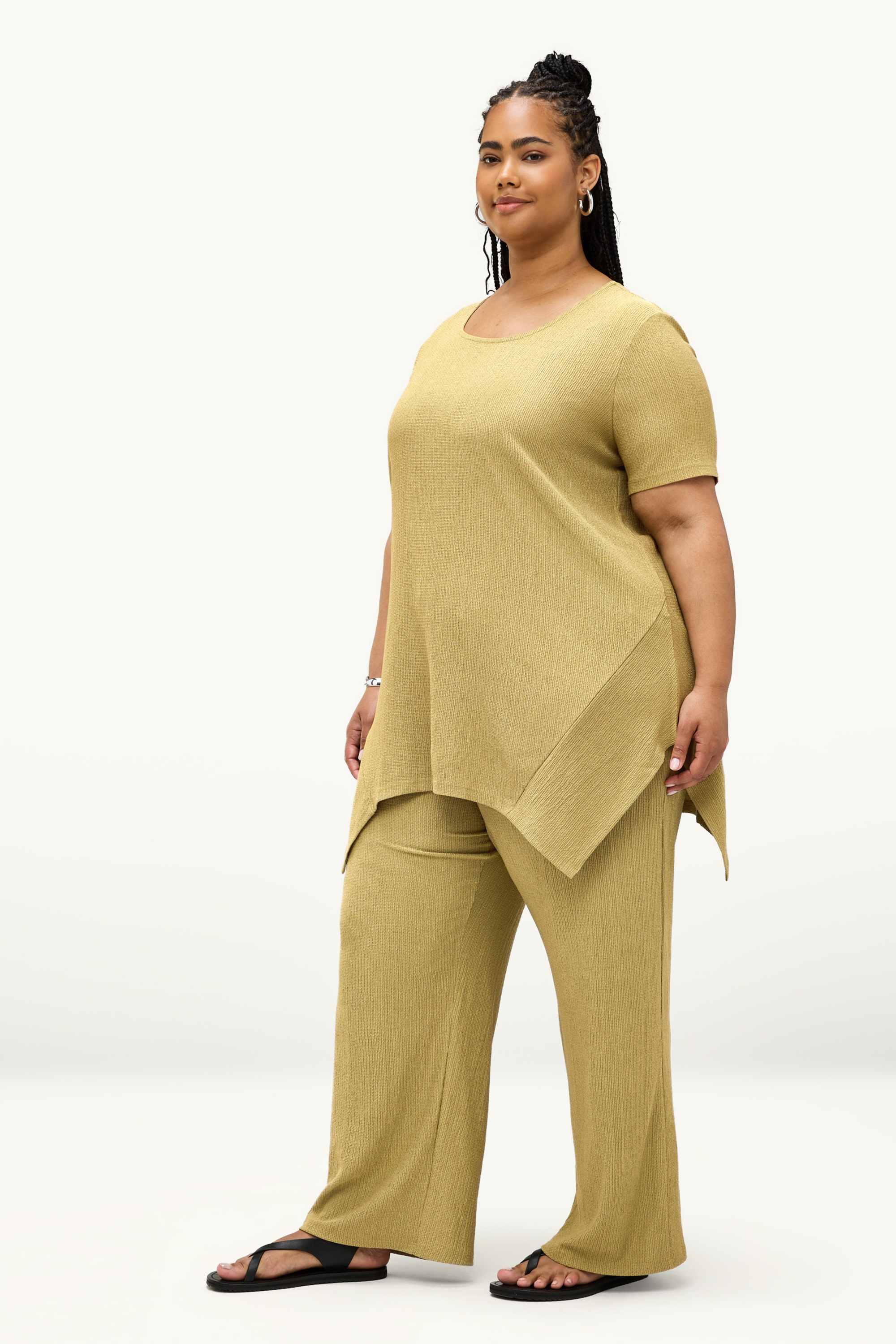 Jersey trousers - mid-rise waist - wide leg - textured light green