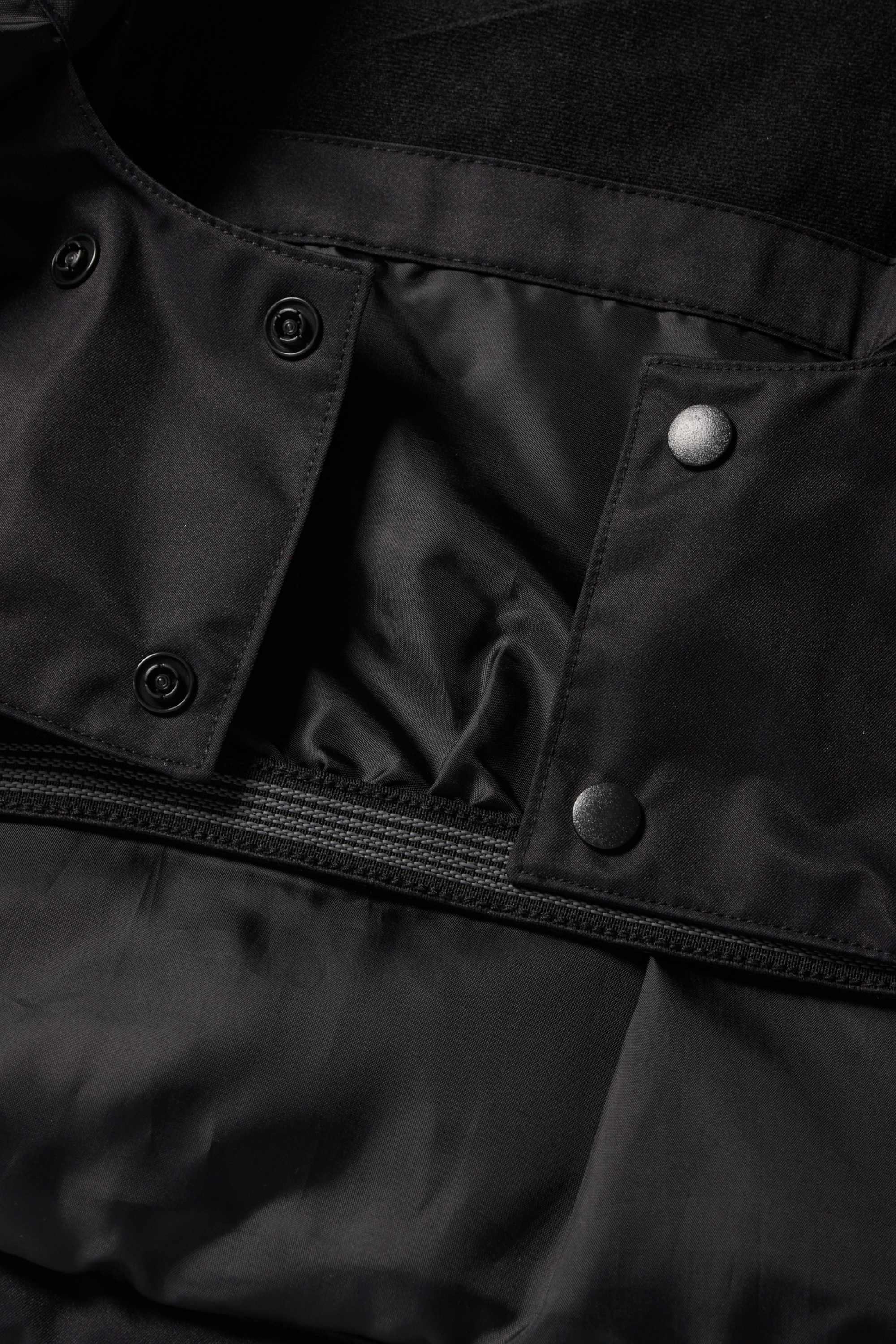 Ski jacket with hood - water-repellent black