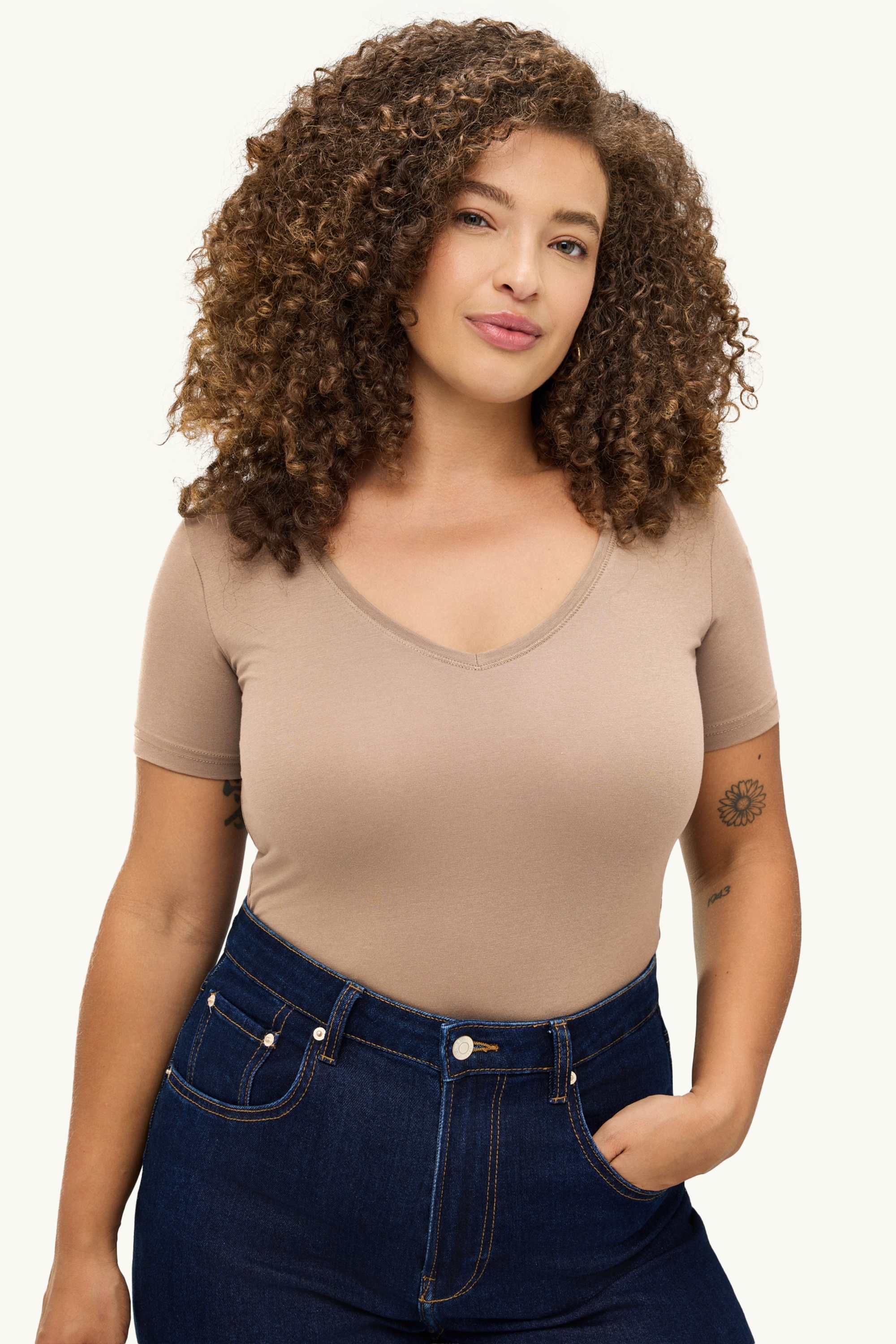 V-neck T-shirt - slim fit light brown