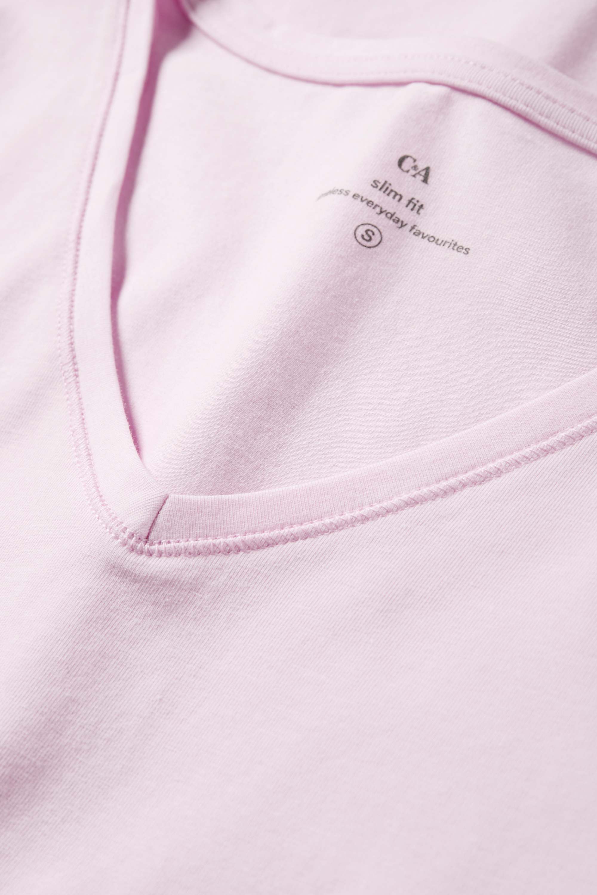 V-neck T-shirt - slim fit rose