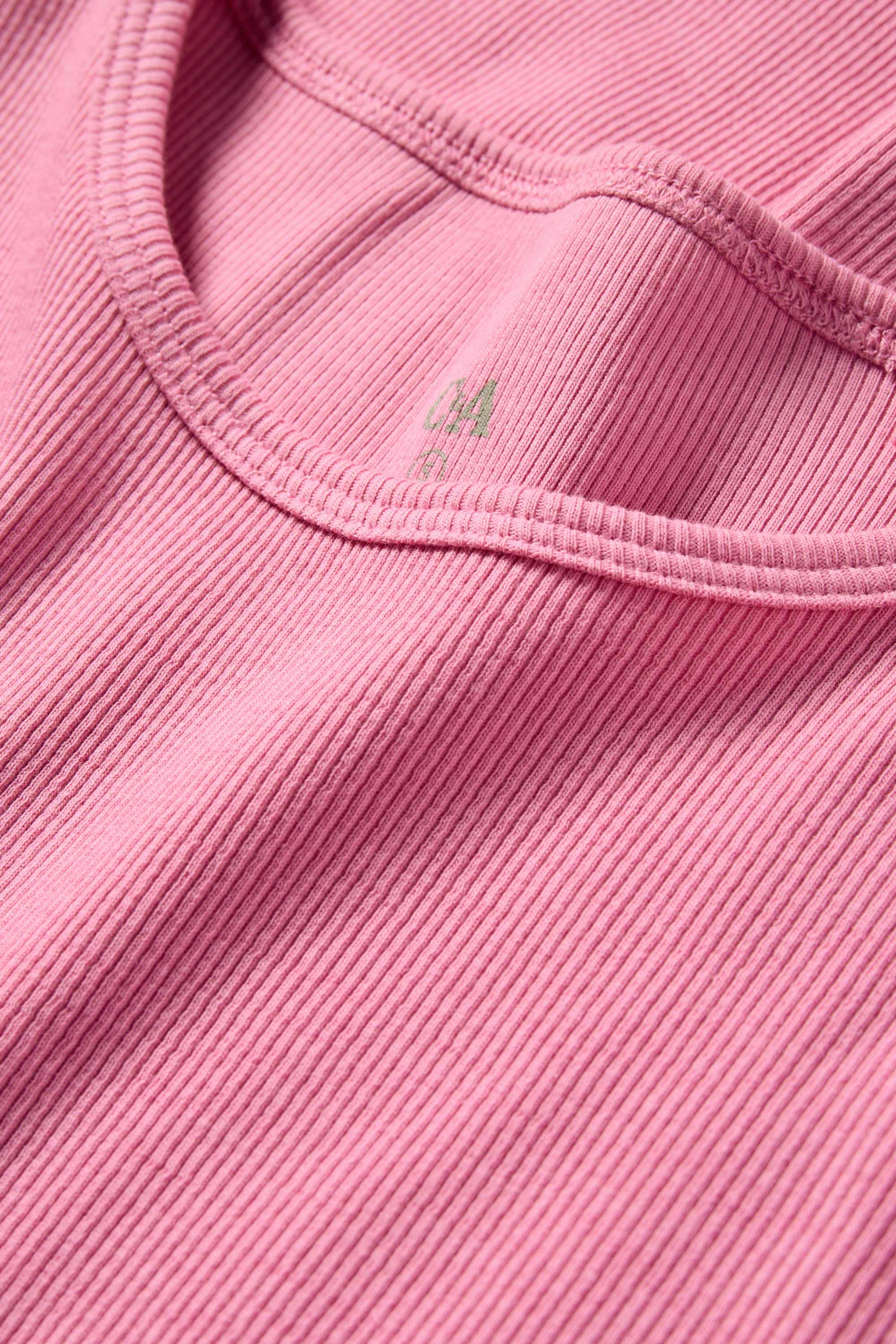 T-shirt - slim fit - ribbed pink