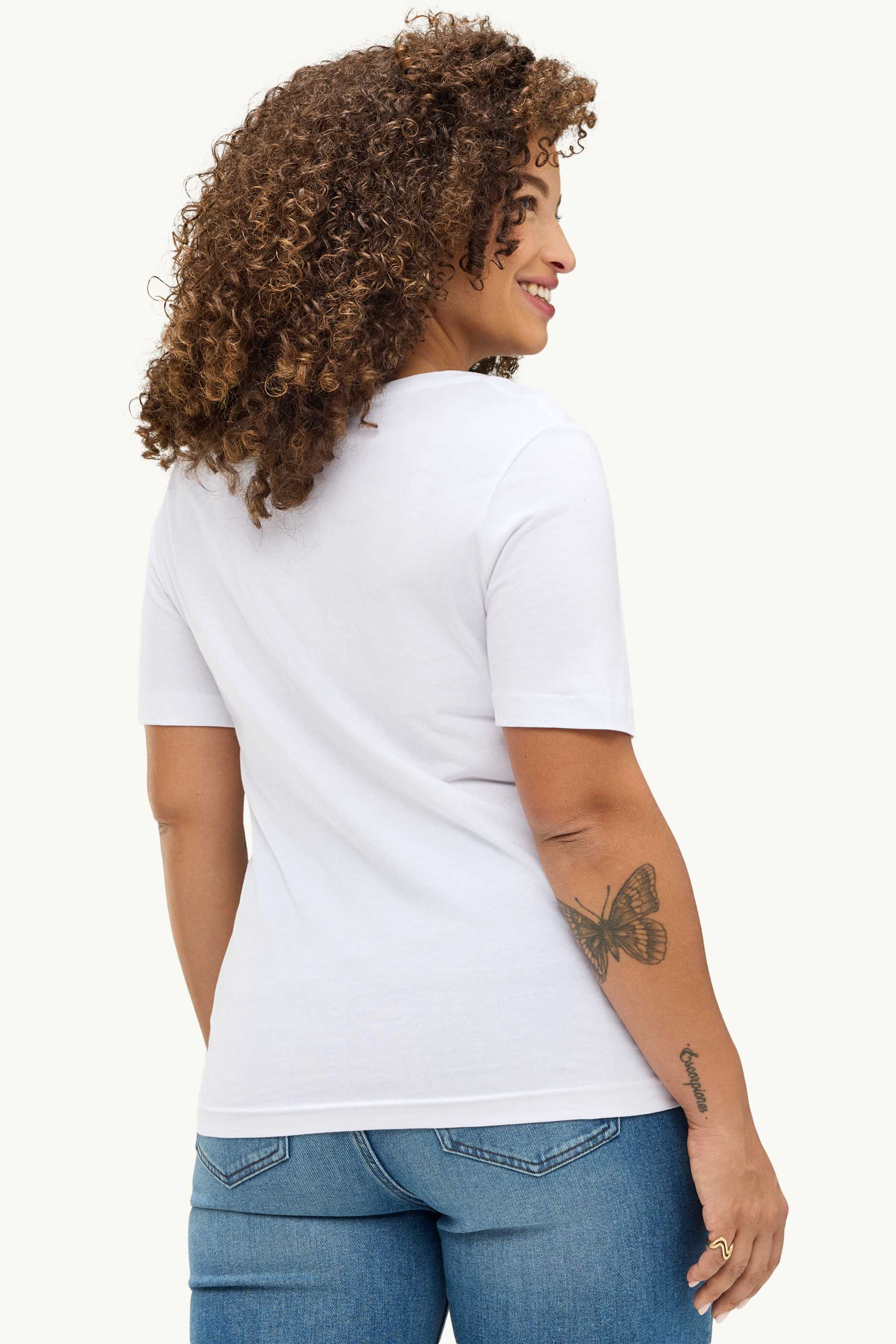 V-neck T-shirt - regular fit white
