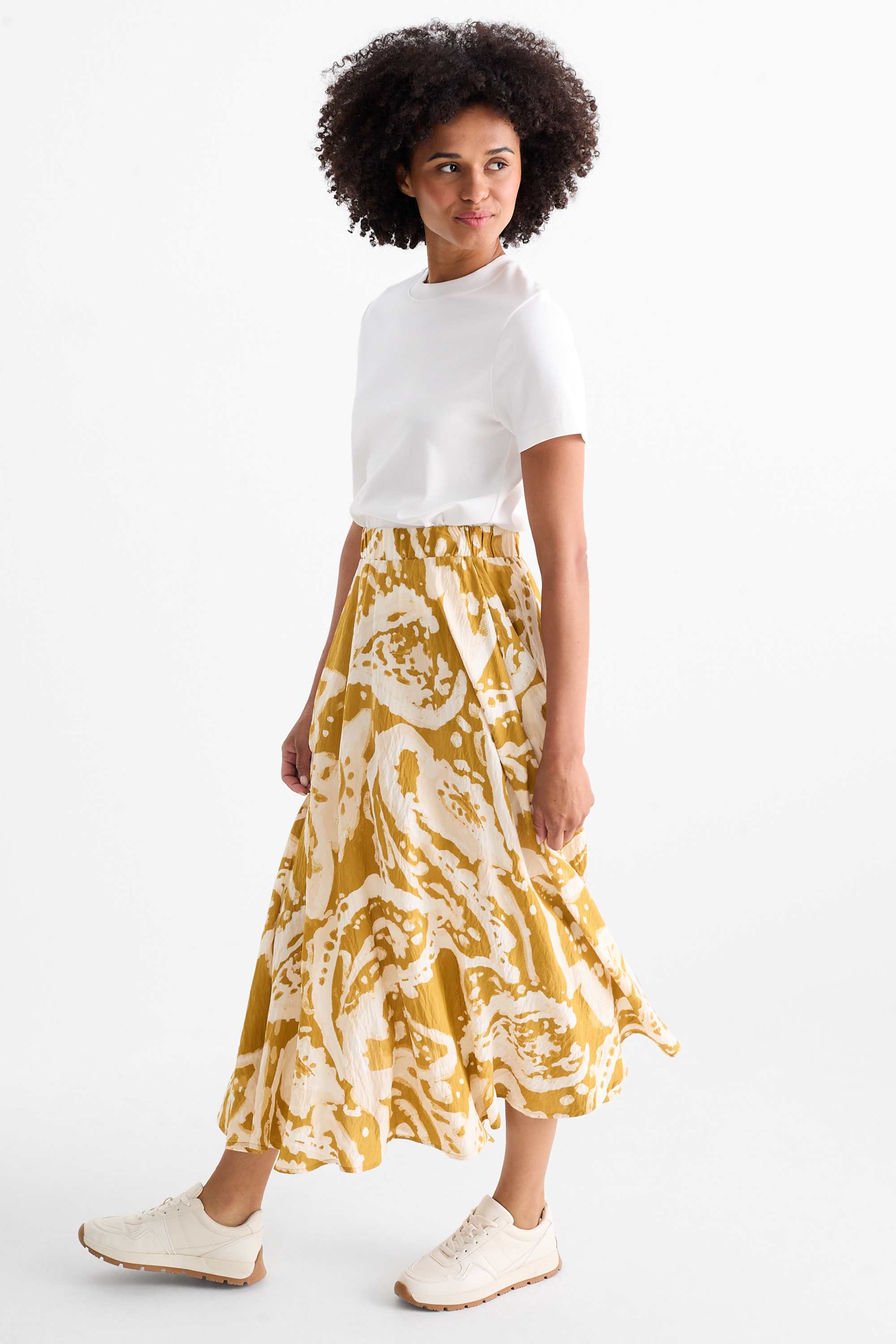 Skirt - patterned mustard yellow