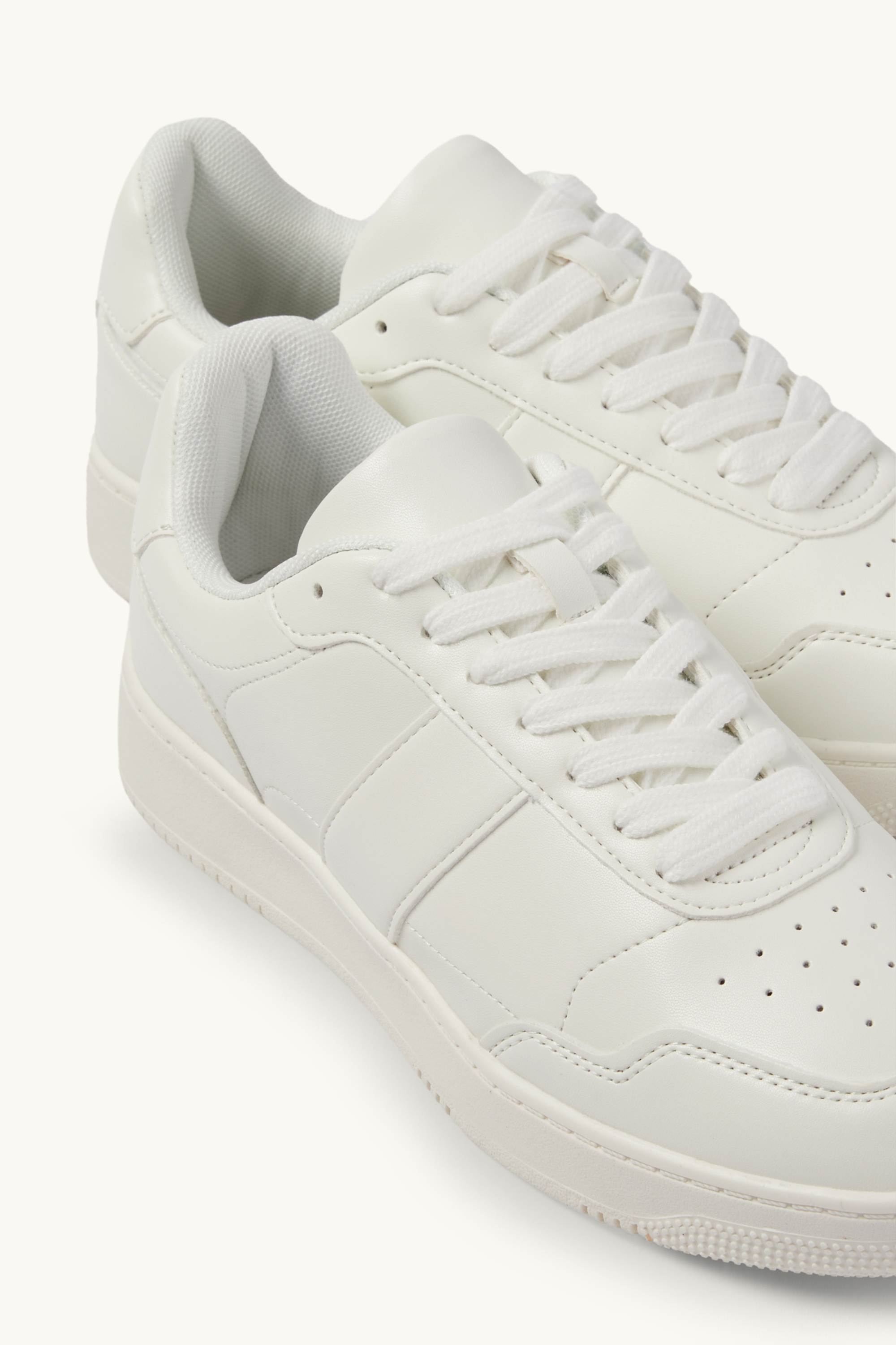 Trainers - faux leather white