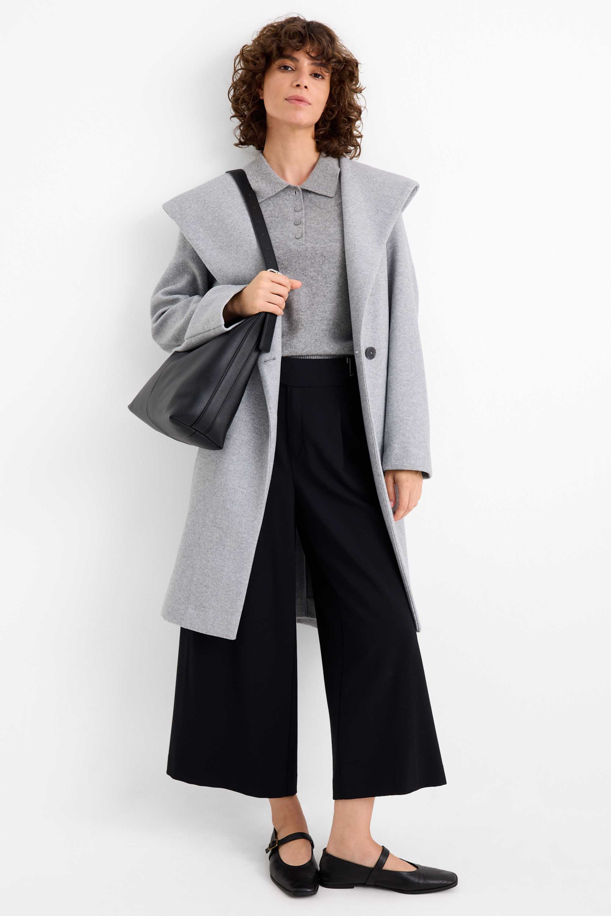 Knitted cashmere jumper - short sleeve gray
