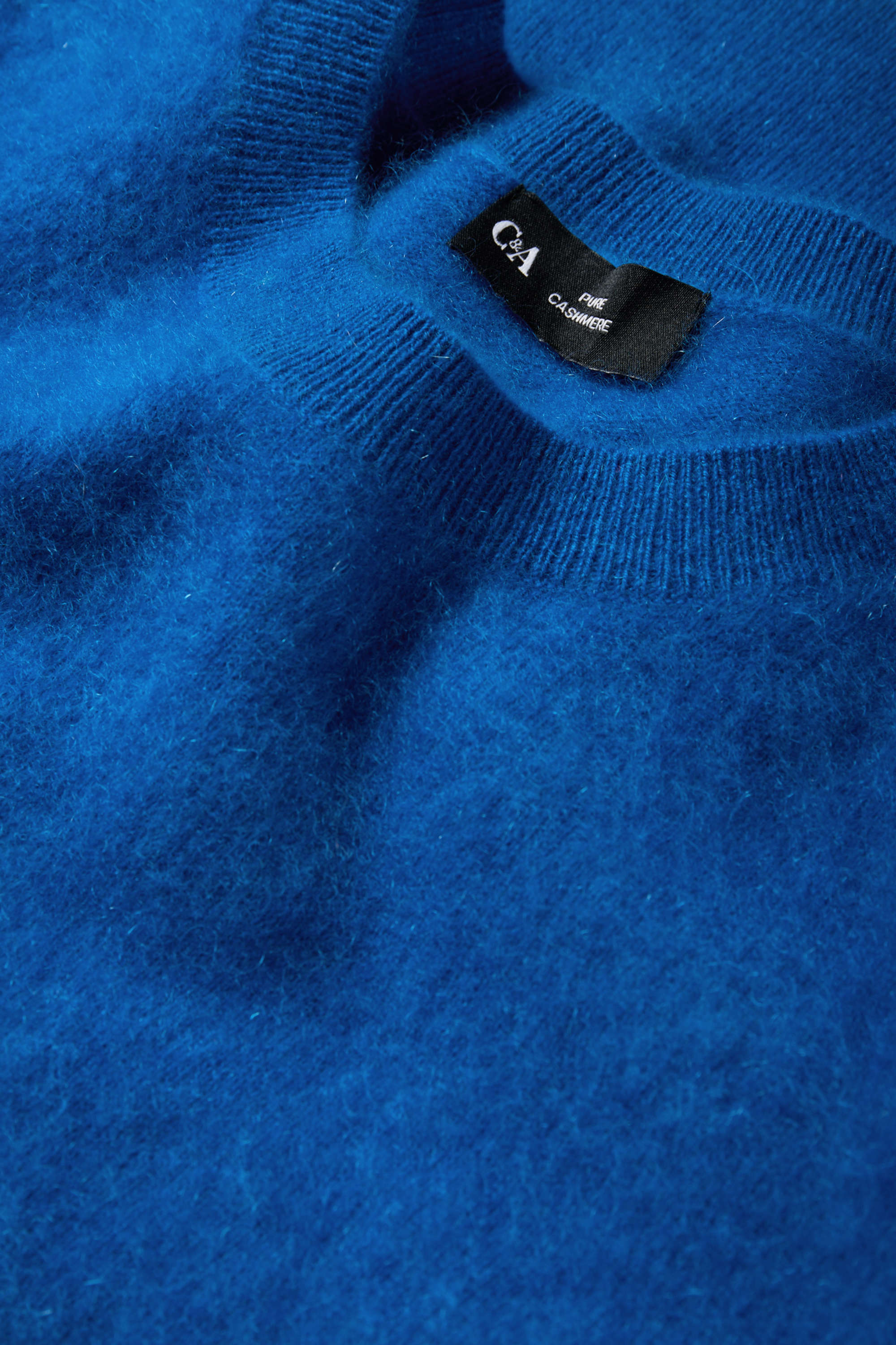 Knitted cashmere jumper - short sleeve blue