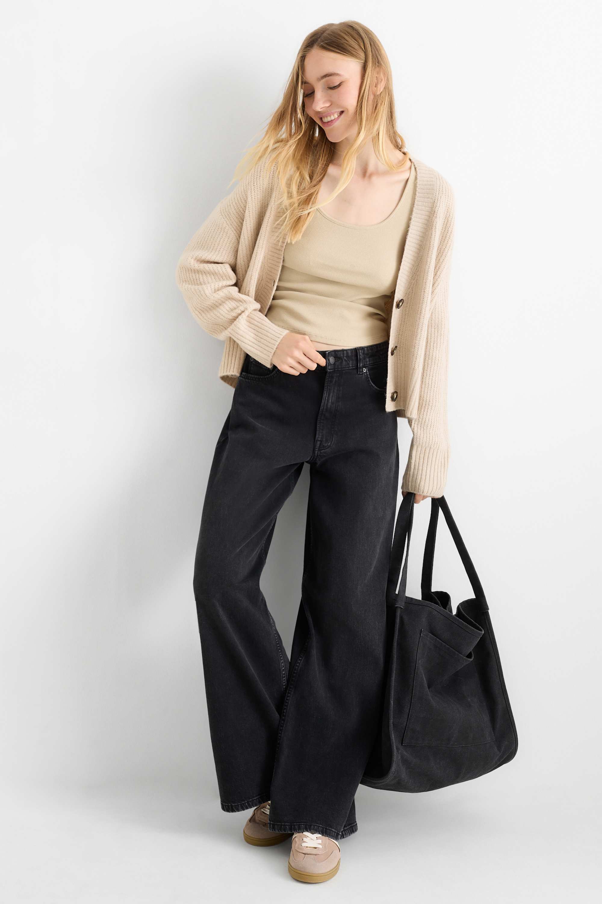 Cardigan - ribbed beige