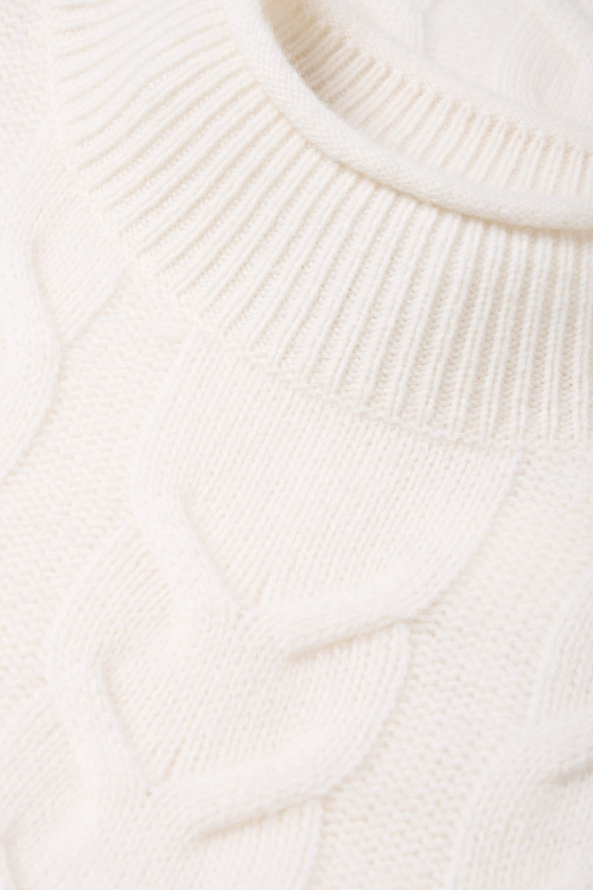 Knitted jumper with cashmere content - short sleeve - wool blend cremewhite