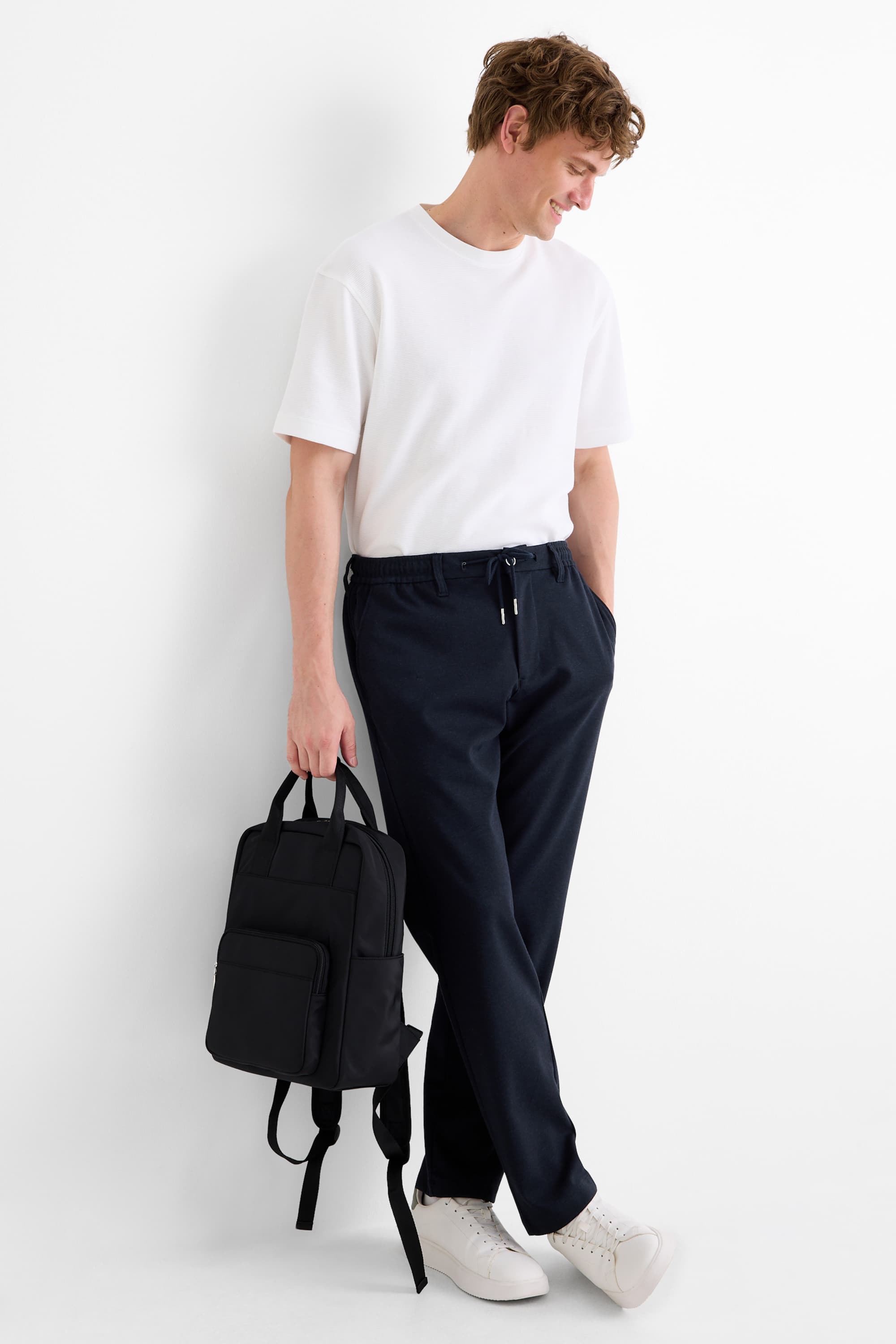 Chinos - tapered fit dark blue