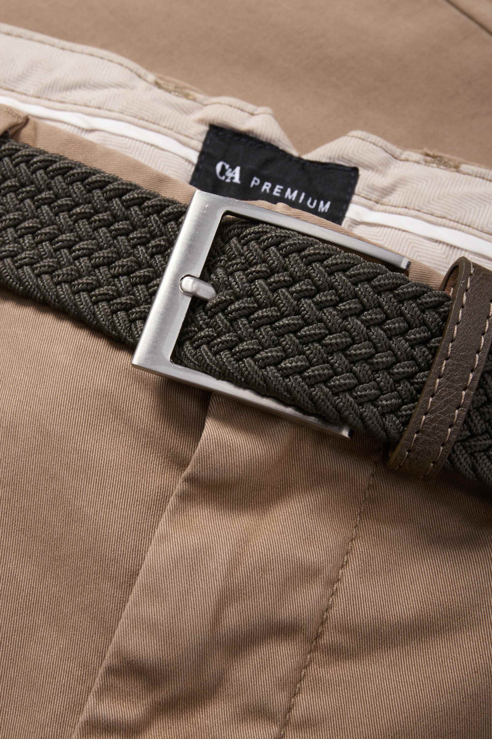 Chinos with belt - regular fit beige