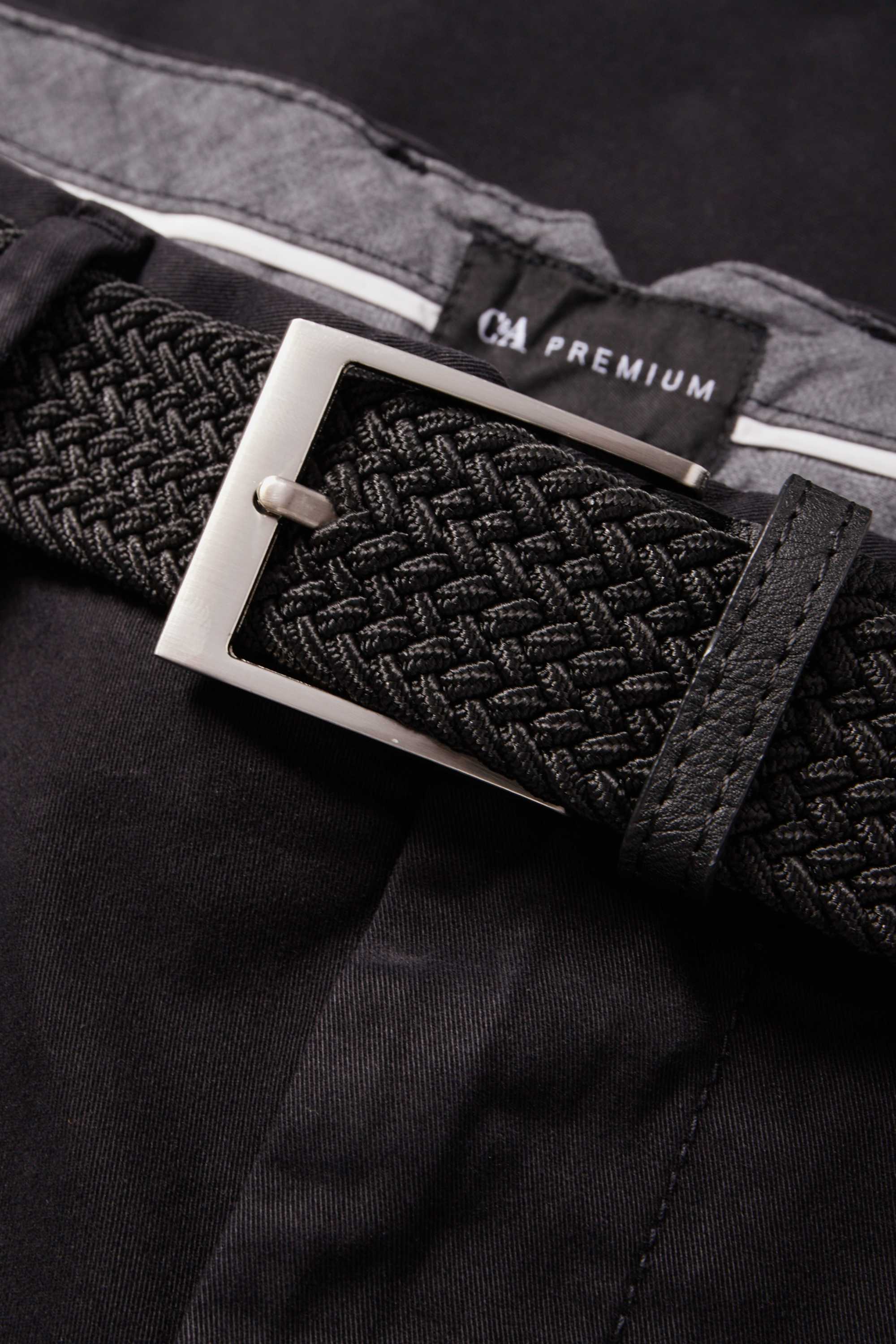 Chinos with belt - regular fit black