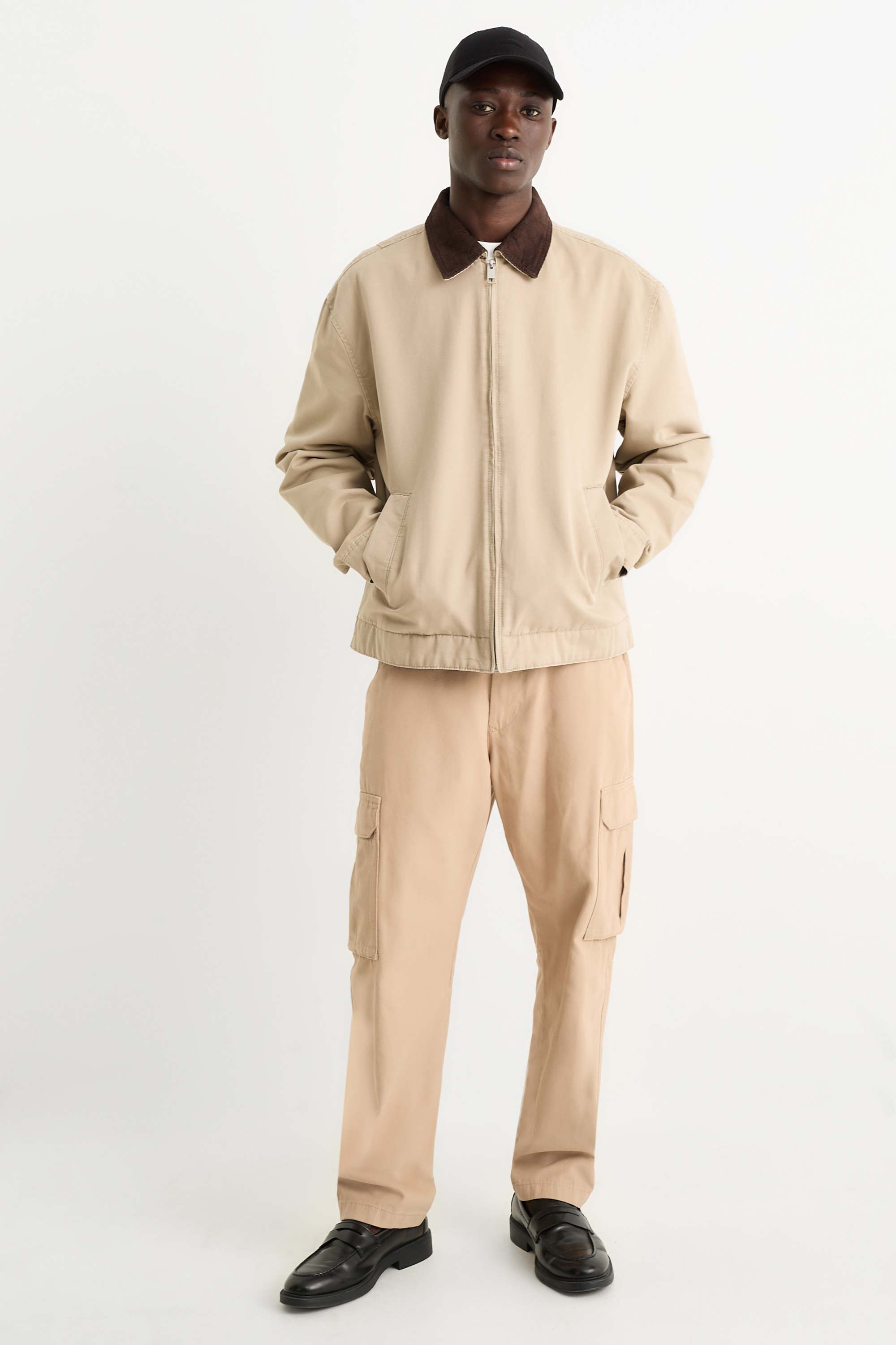 Cargo trousers beige