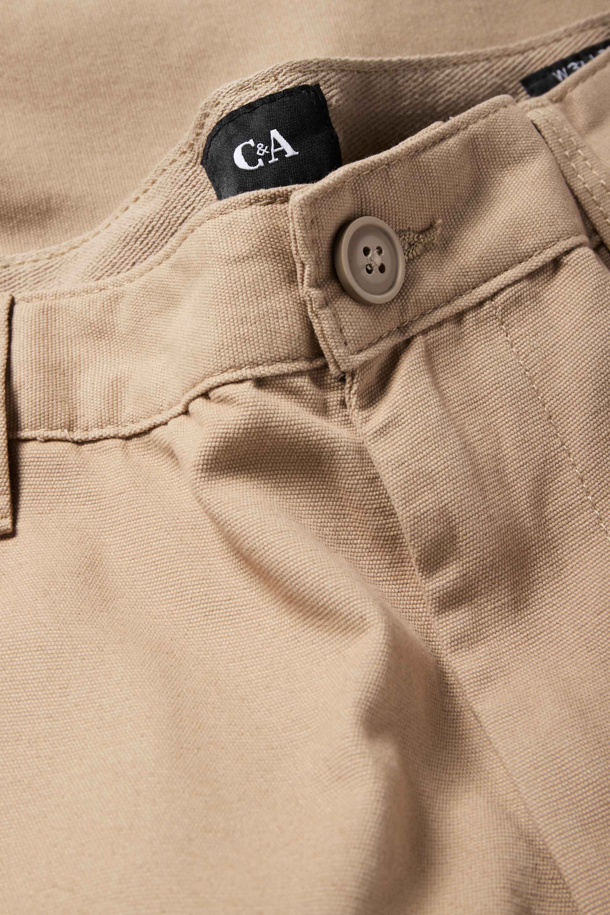 Cargo trousers beige