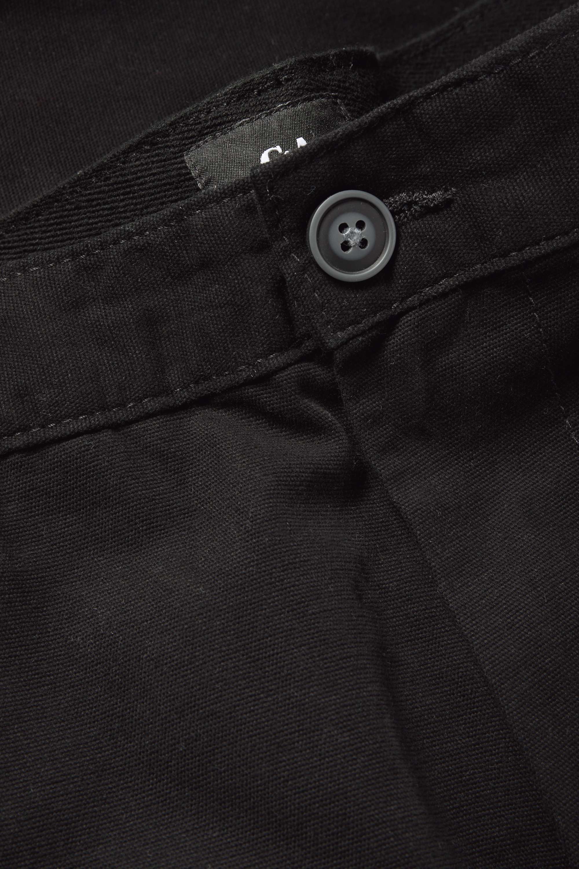 Cargo trousers black