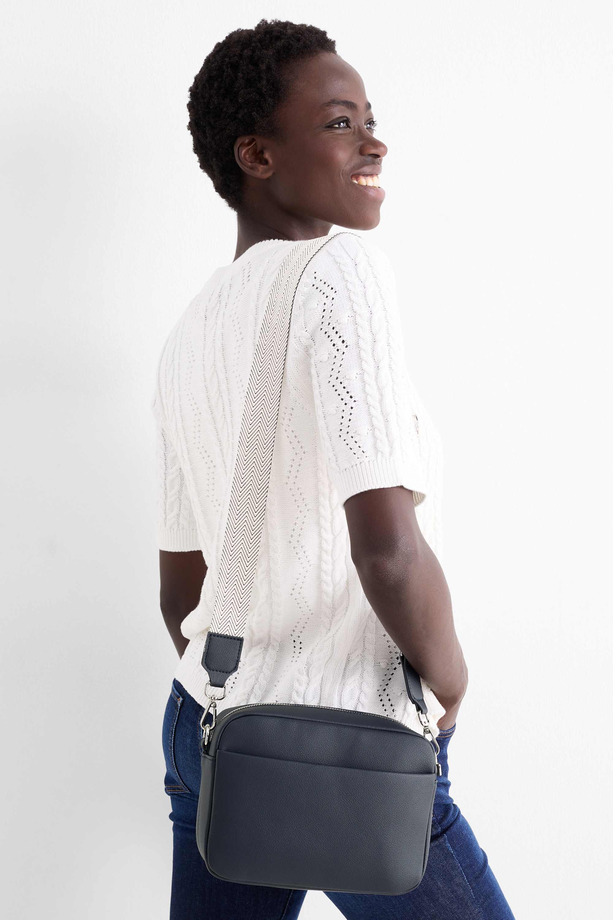 Crossbody bag with detachable bag strap - faux leather dark blue