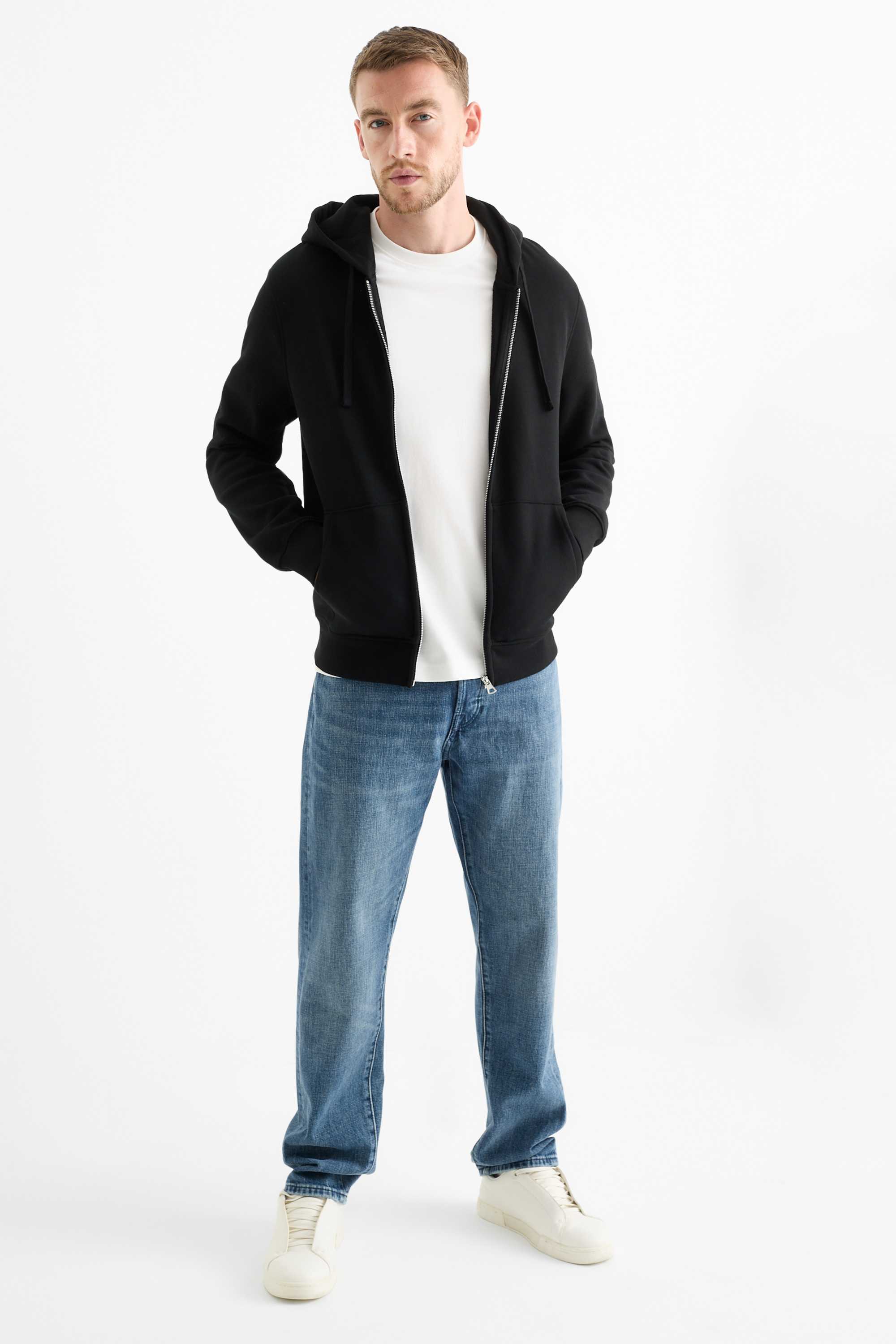 Regular jeans with button fly blue denim