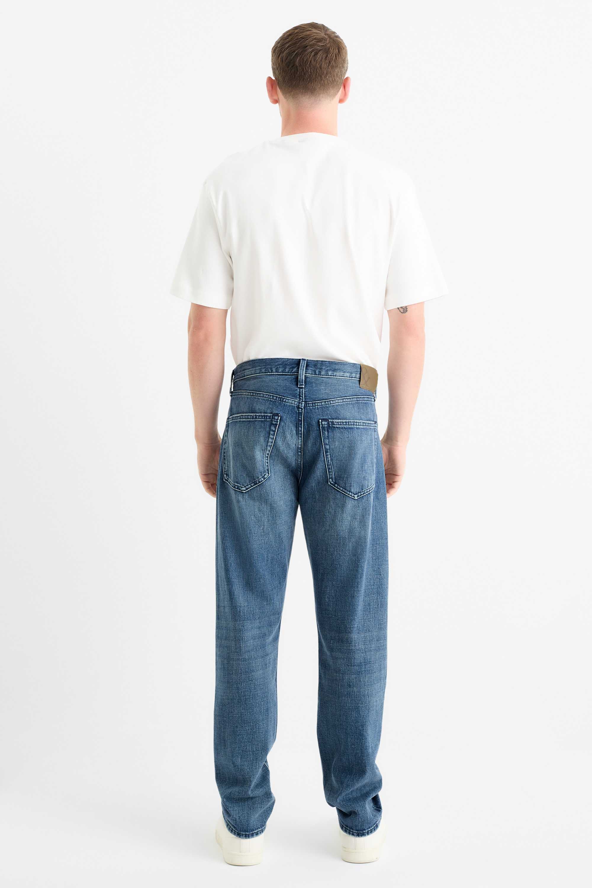 Regular jeans with button fly blue denim