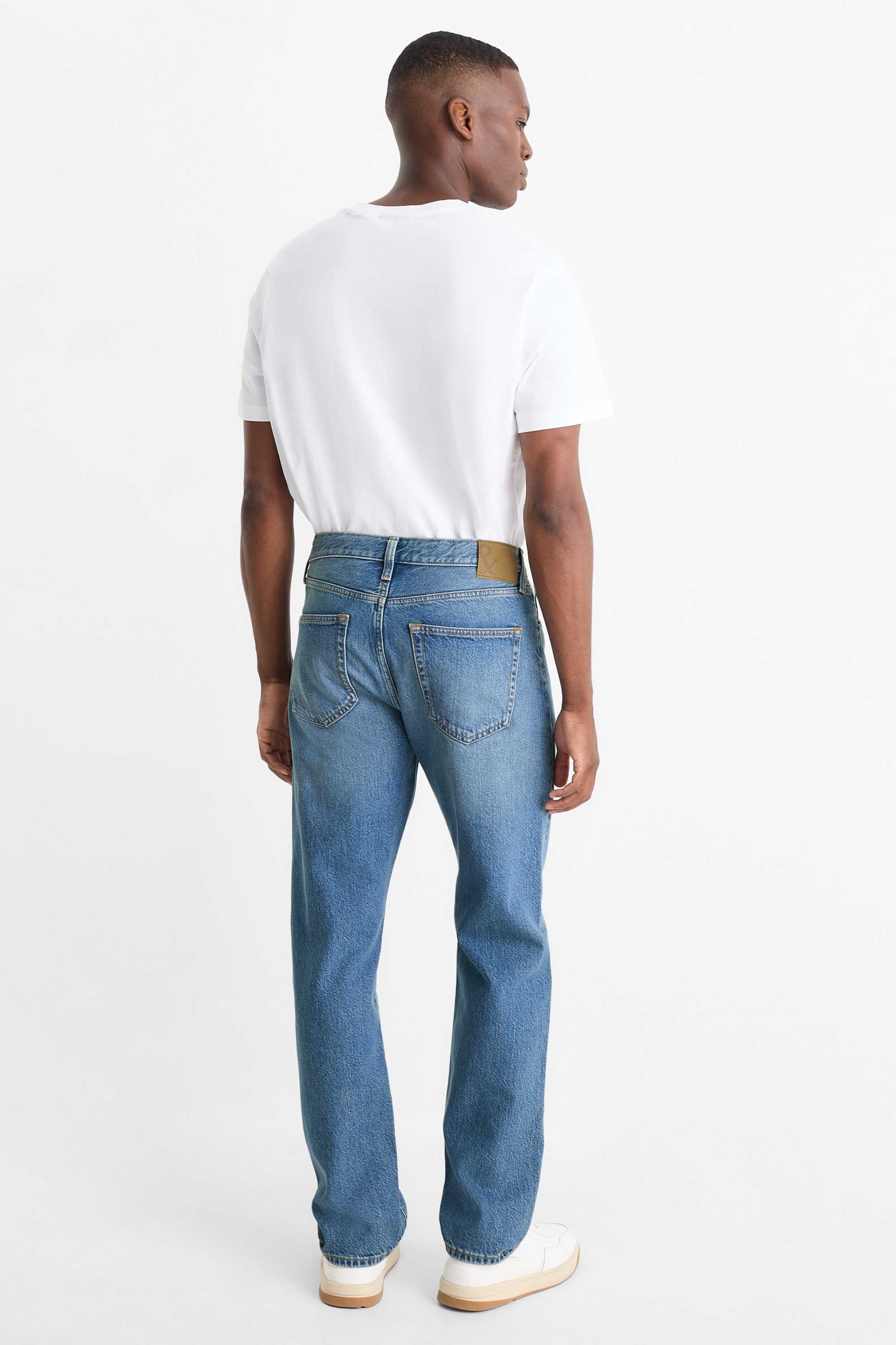 Regular jeans with button fly blue denim