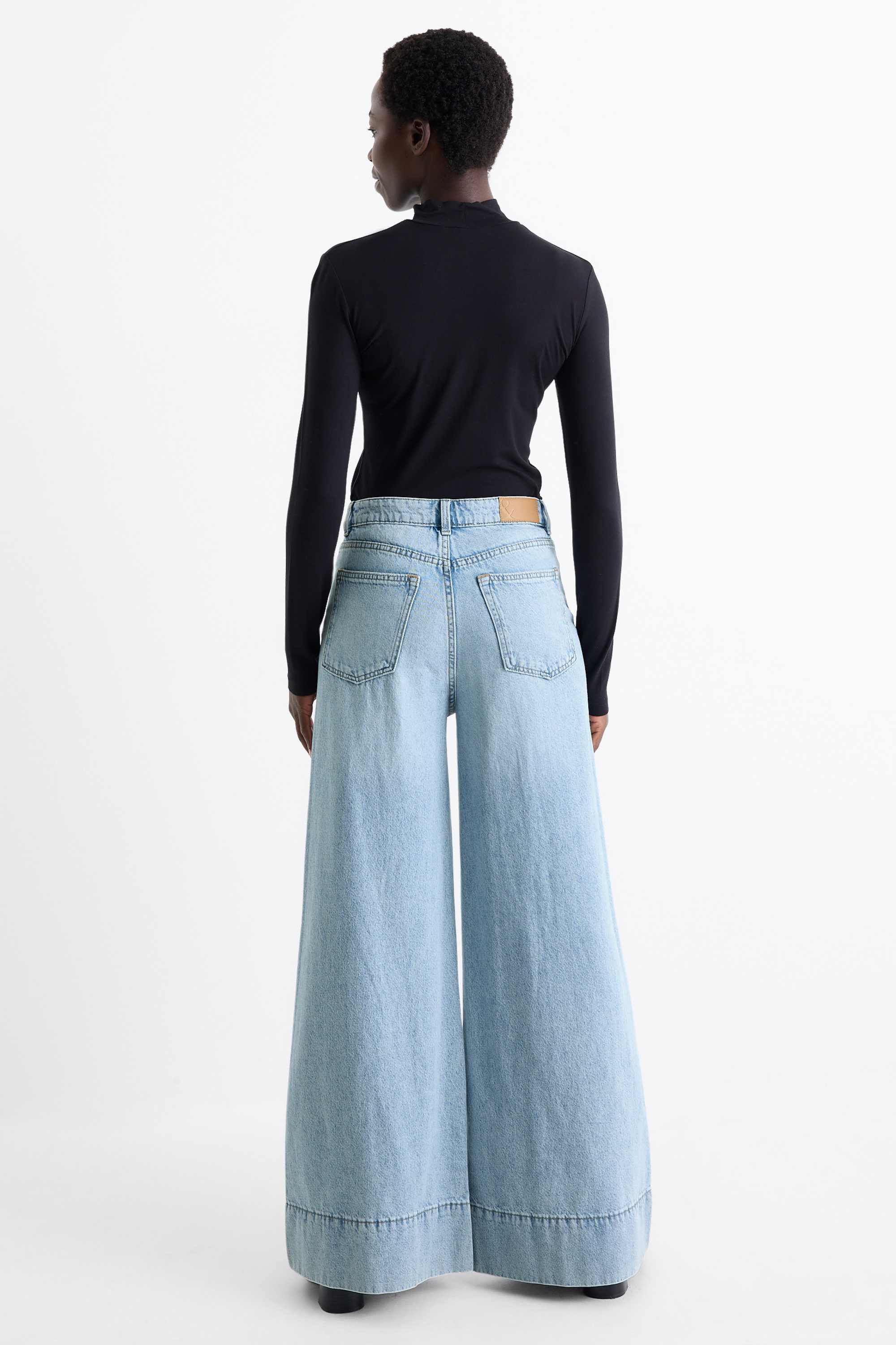 Wide leg jeans - high waist denim-light blue