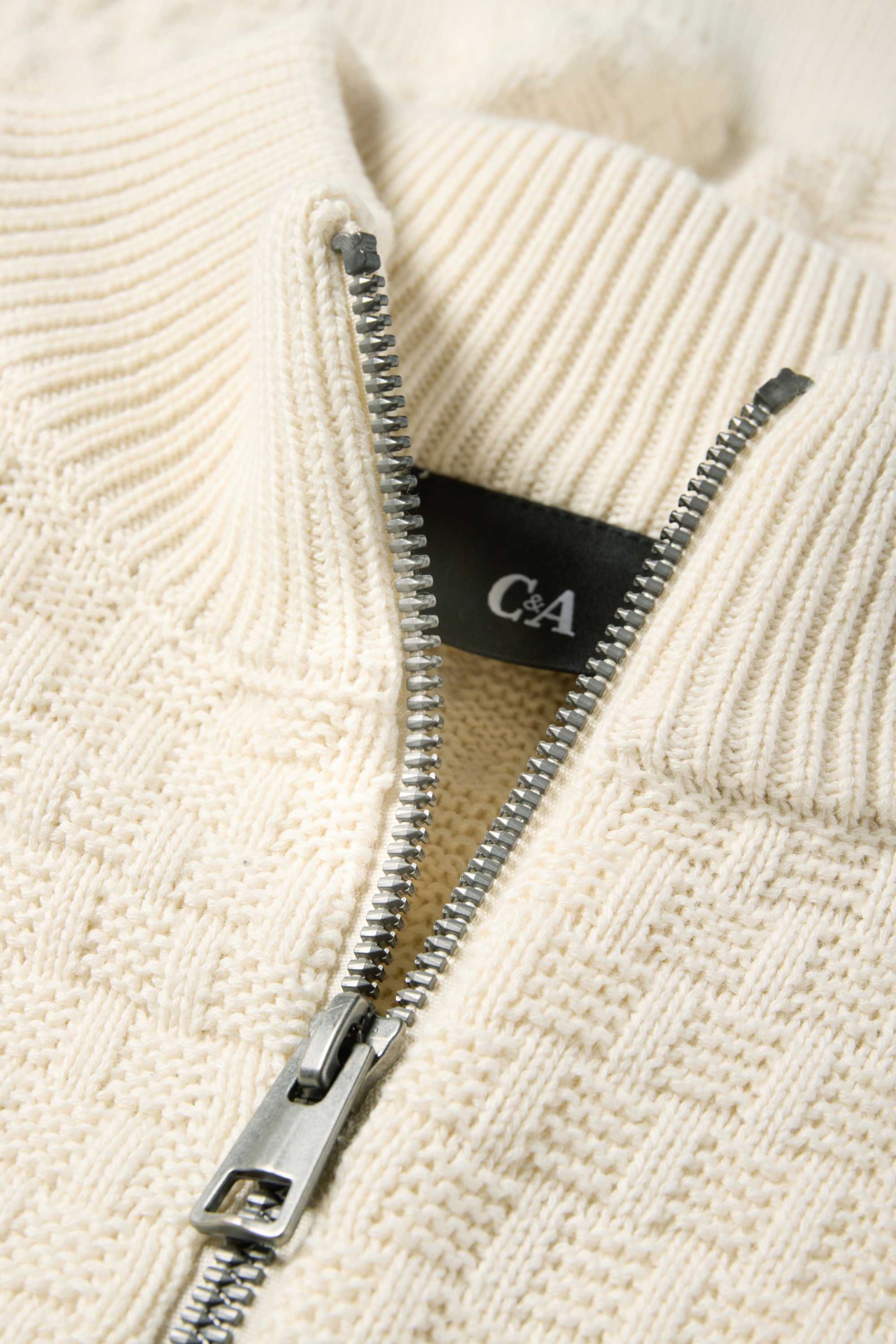 Cardigan - textured cremewhite