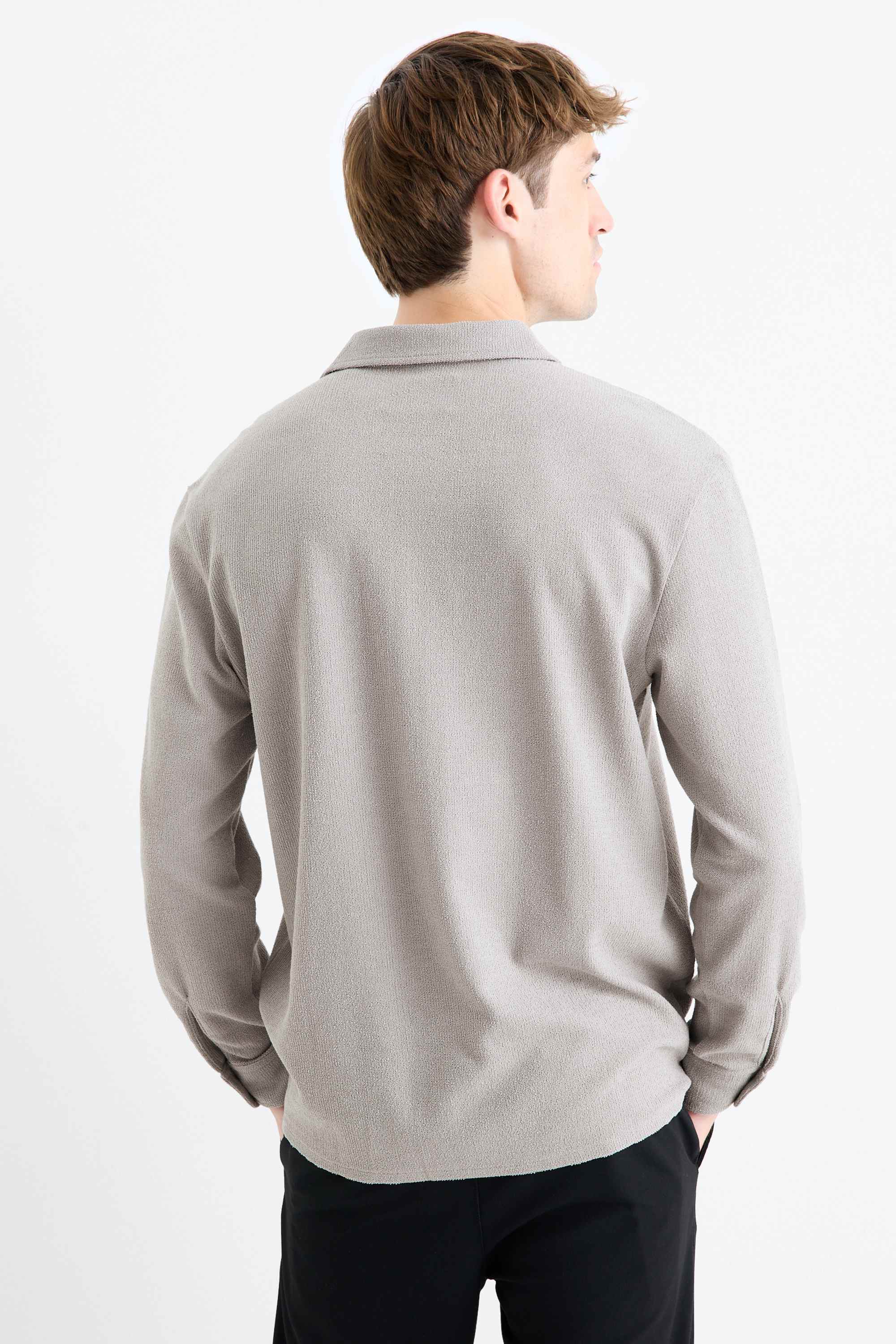 Knitted shirt - loose fit - lapel collar - ribbed gray