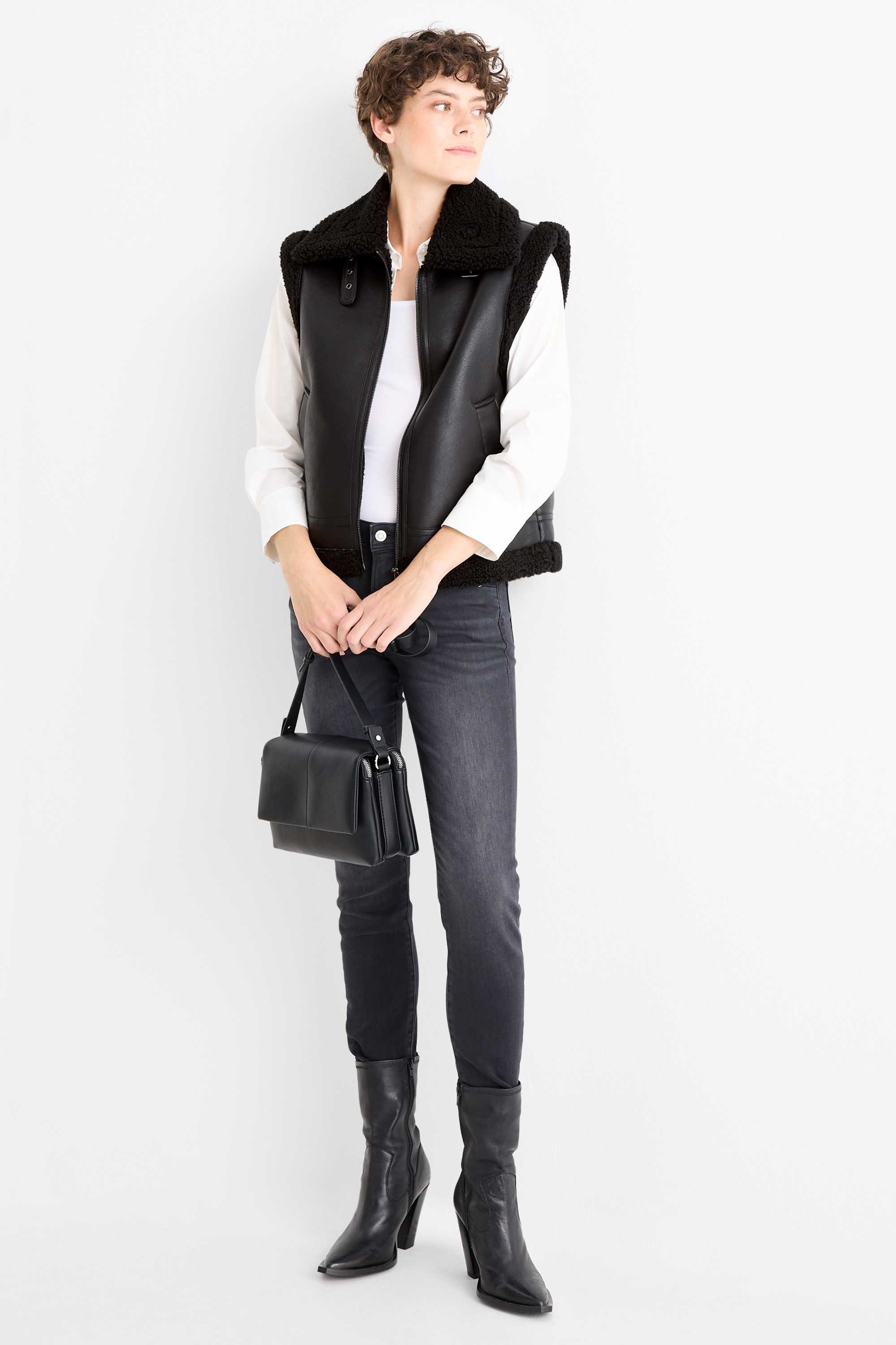 Faux shearling waistcoat - faux leather black