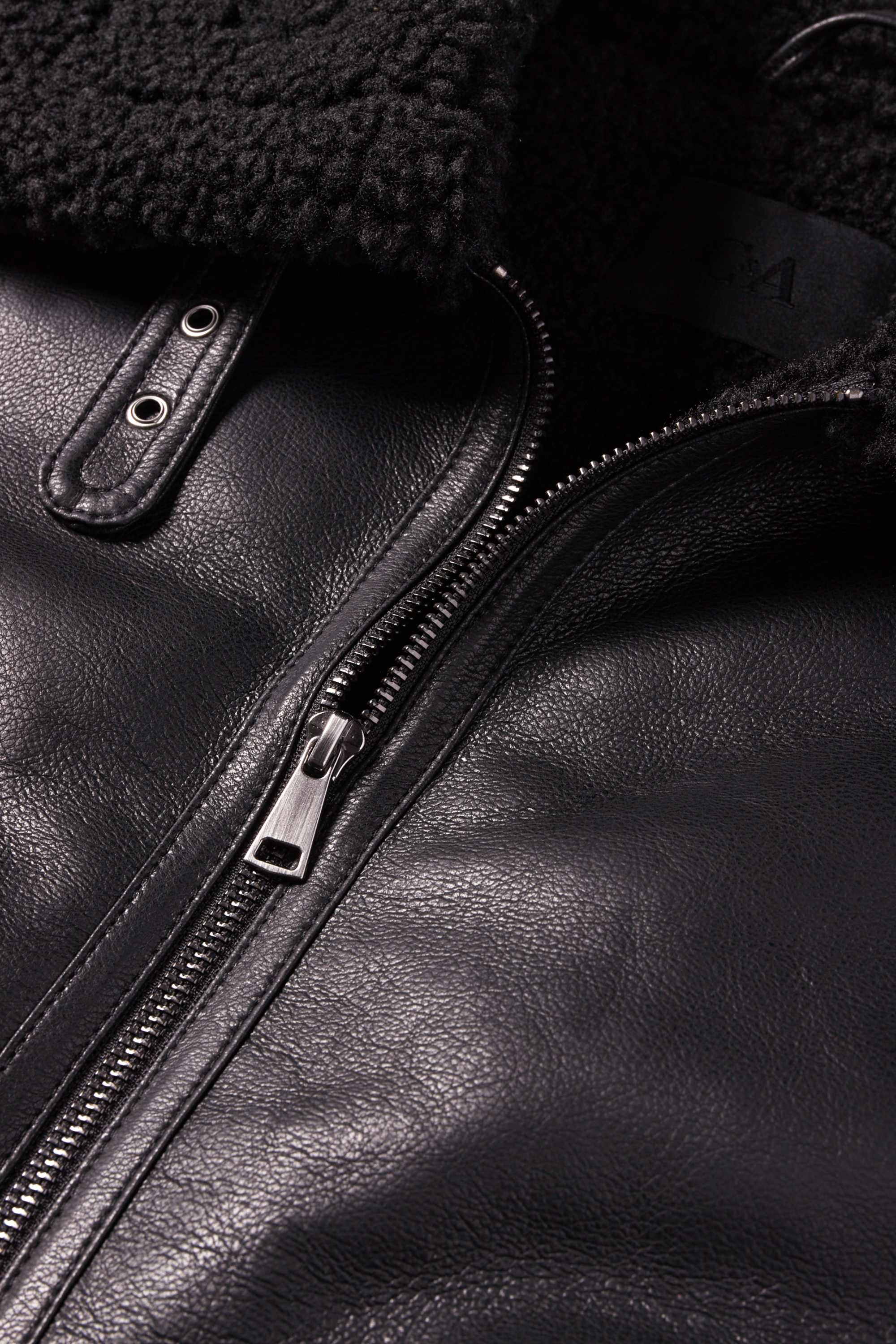 Faux shearling waistcoat - faux leather black