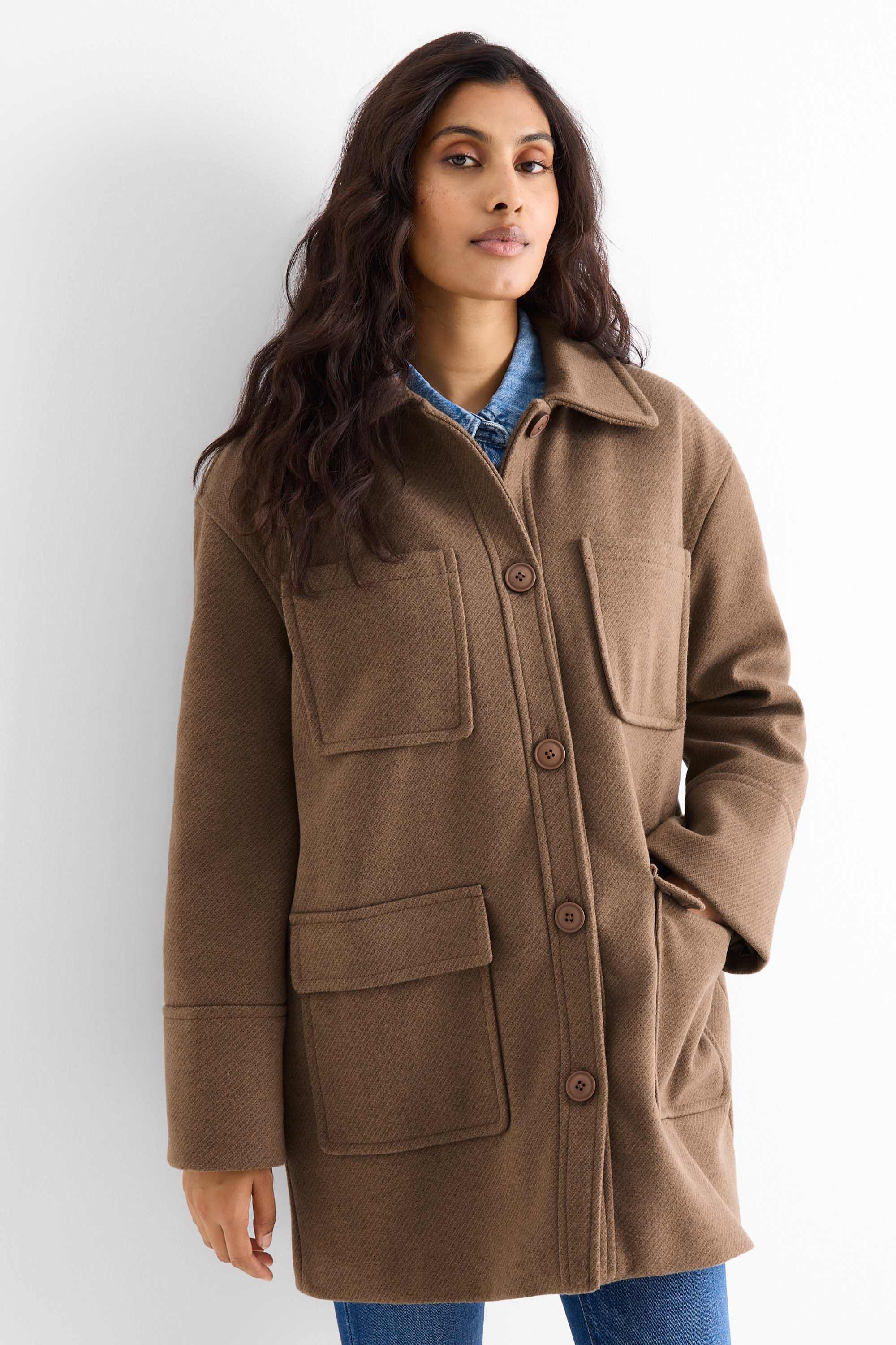 Knitted coat brown