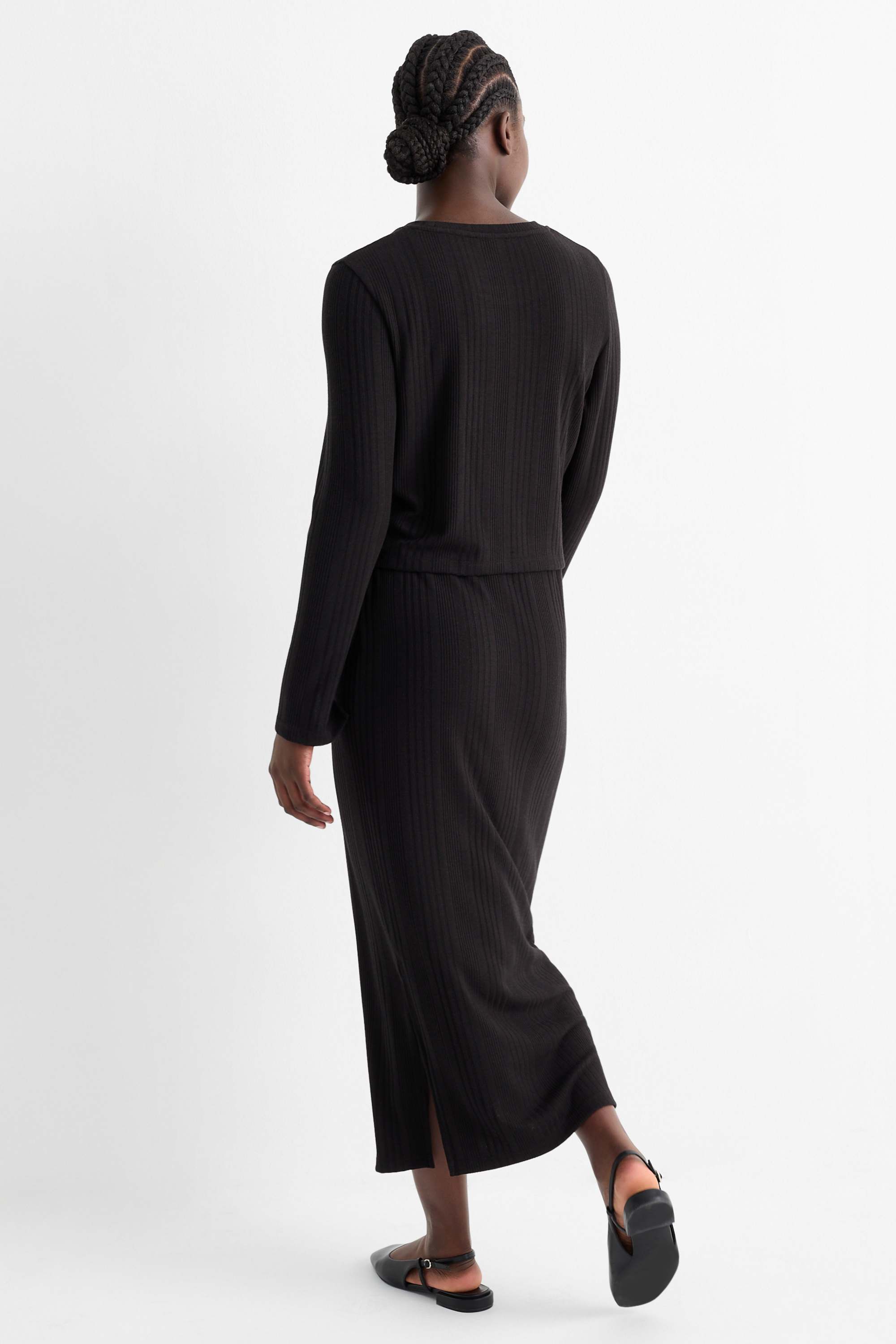 Set - cropped maternity long sleeve top and skirt - 2 piece black