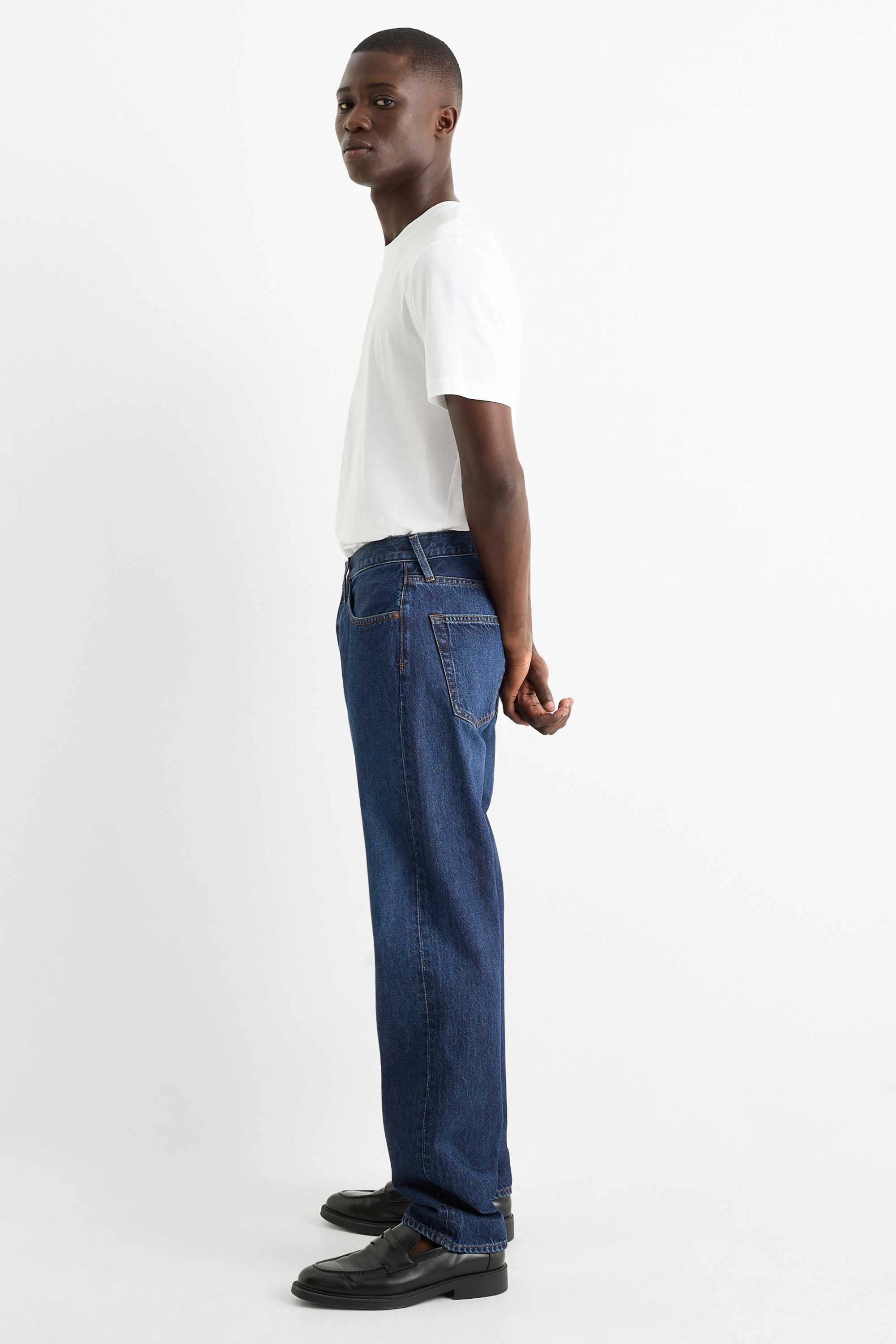 Regular jeans with button fly blue denim