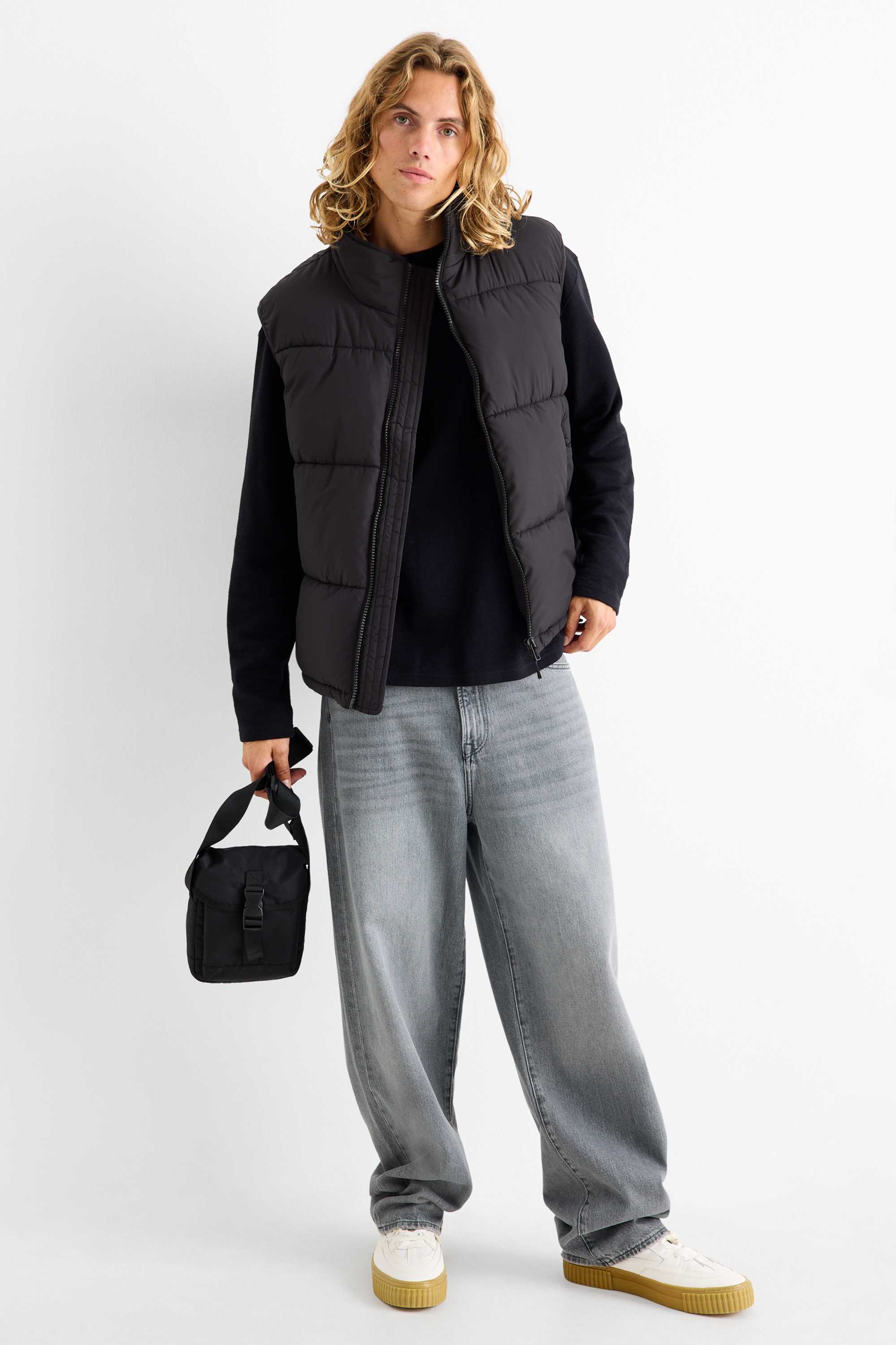 Quilted gilet black