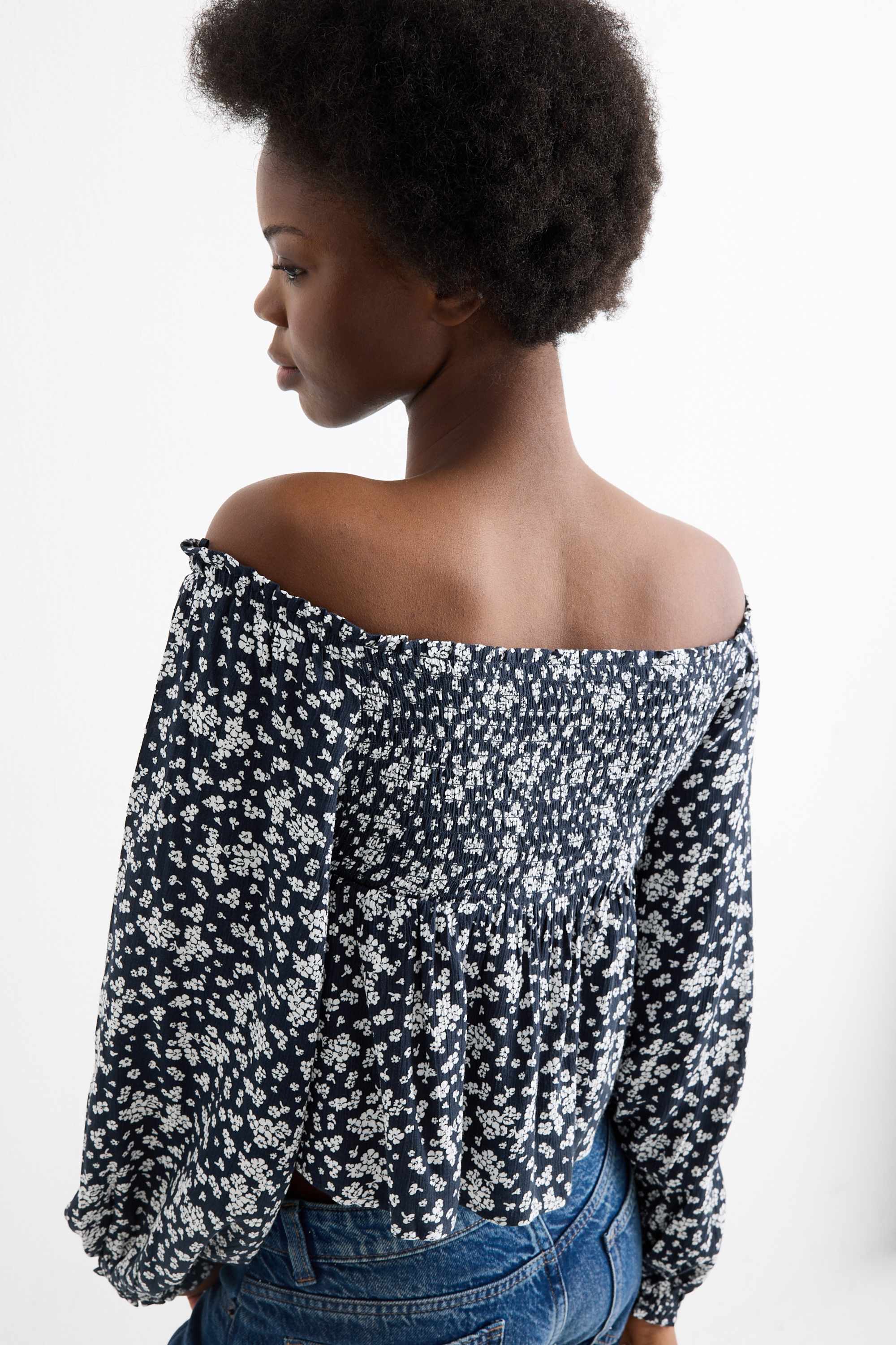 Cropped blouse - smocked dark blue / white