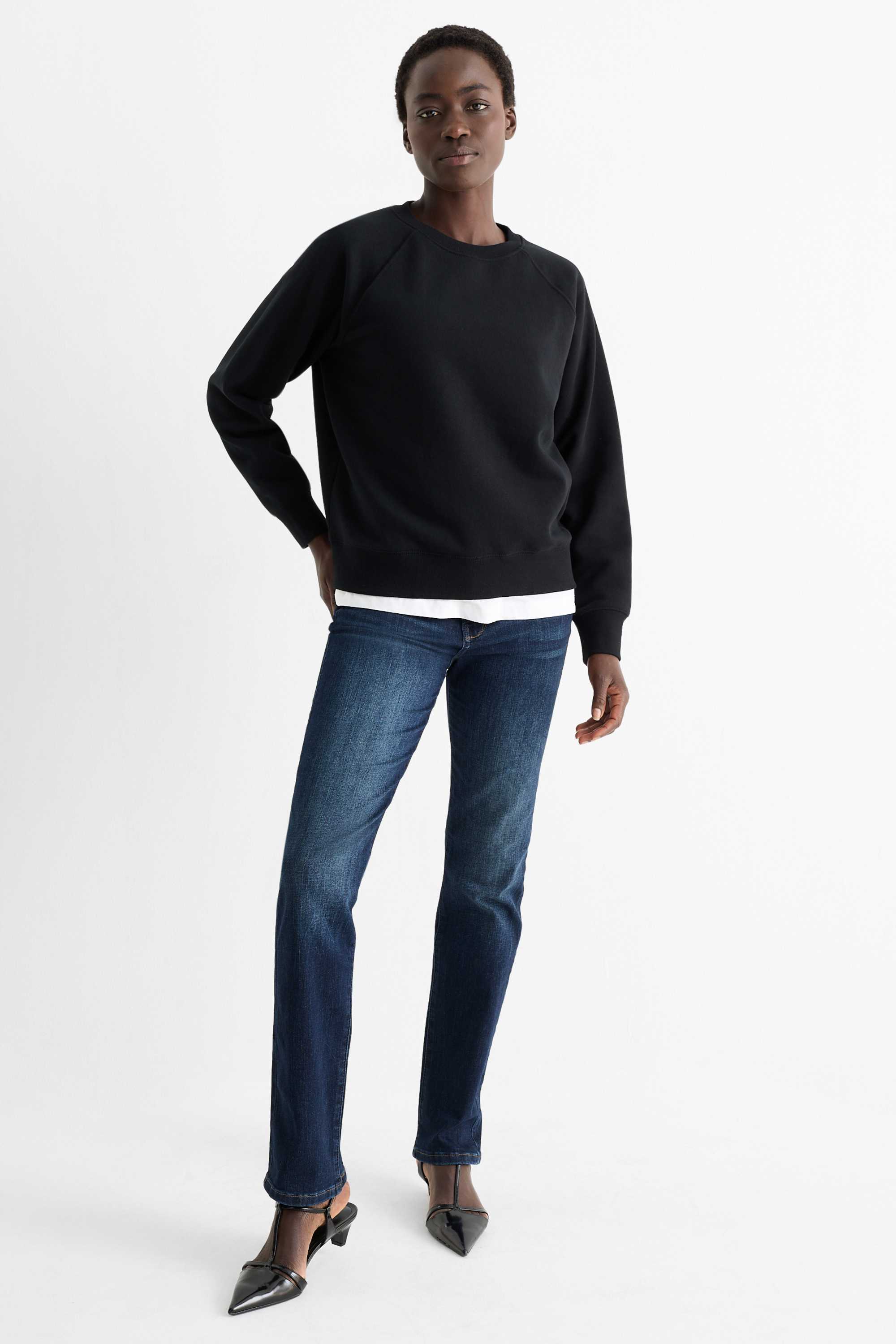 Straight jeans - mid-rise waist - LYCRA® blue denim
