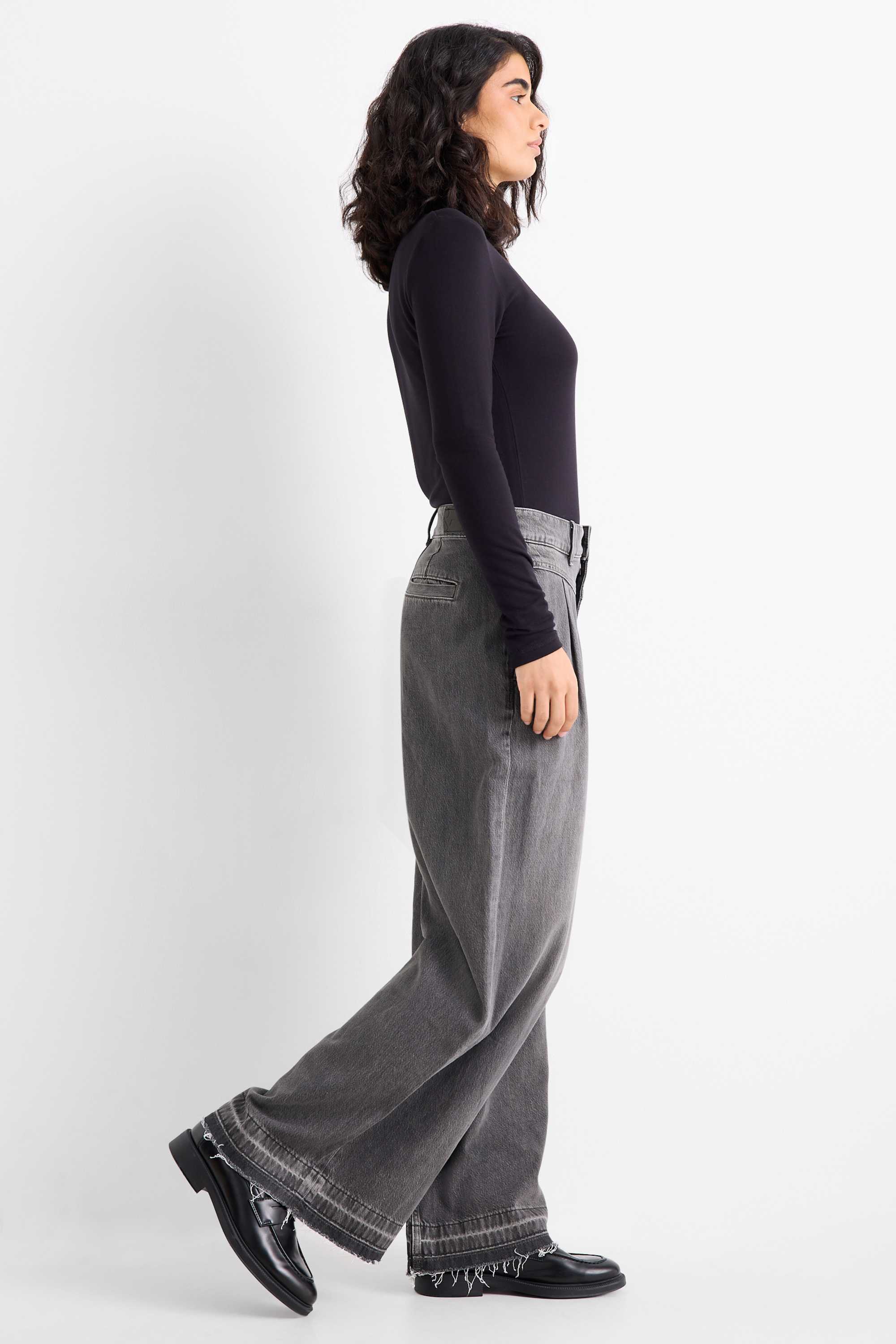 Wide leg jeans - mid-rise waist denim-gray