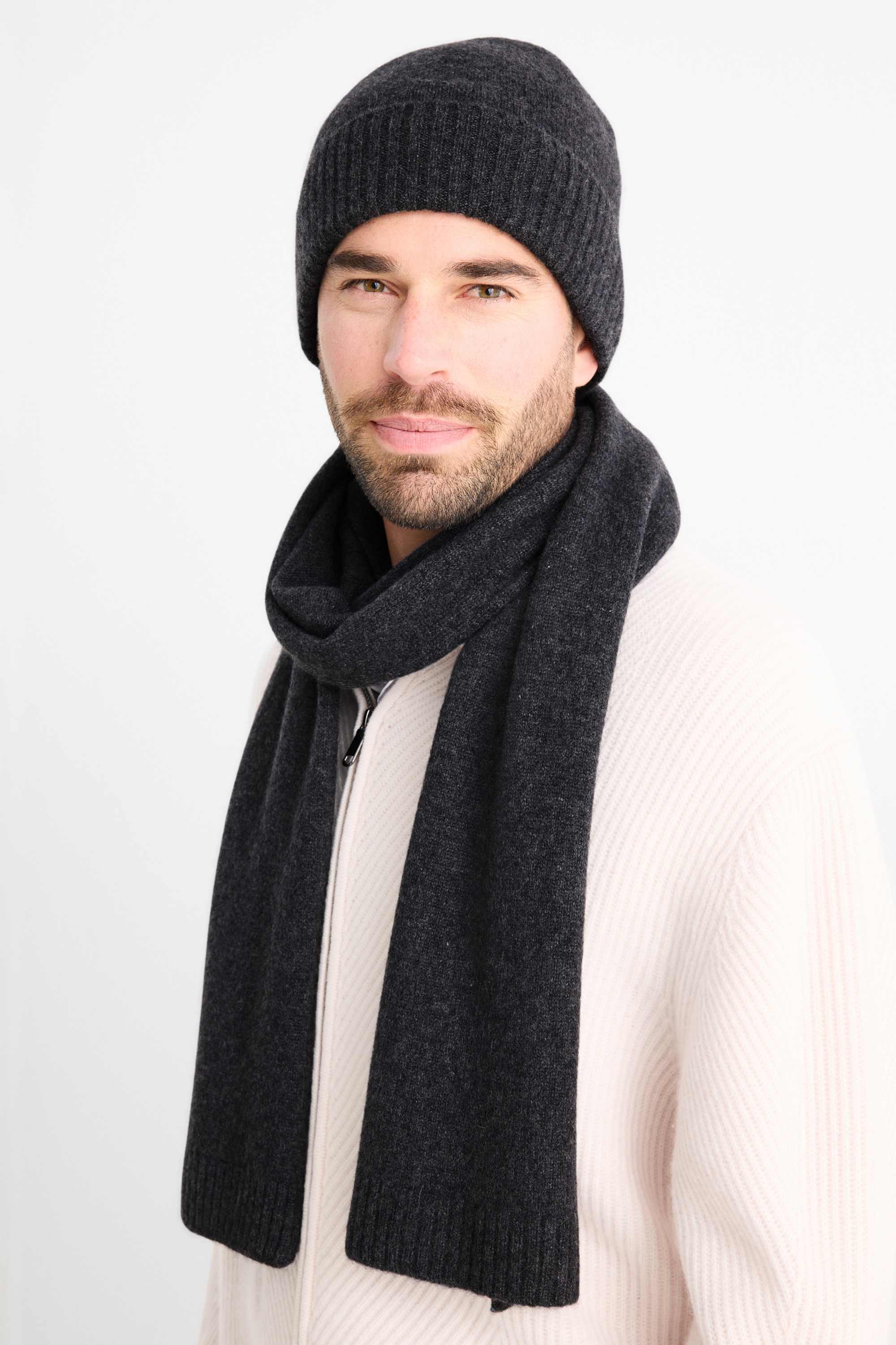 Cashmere scarf dark gray