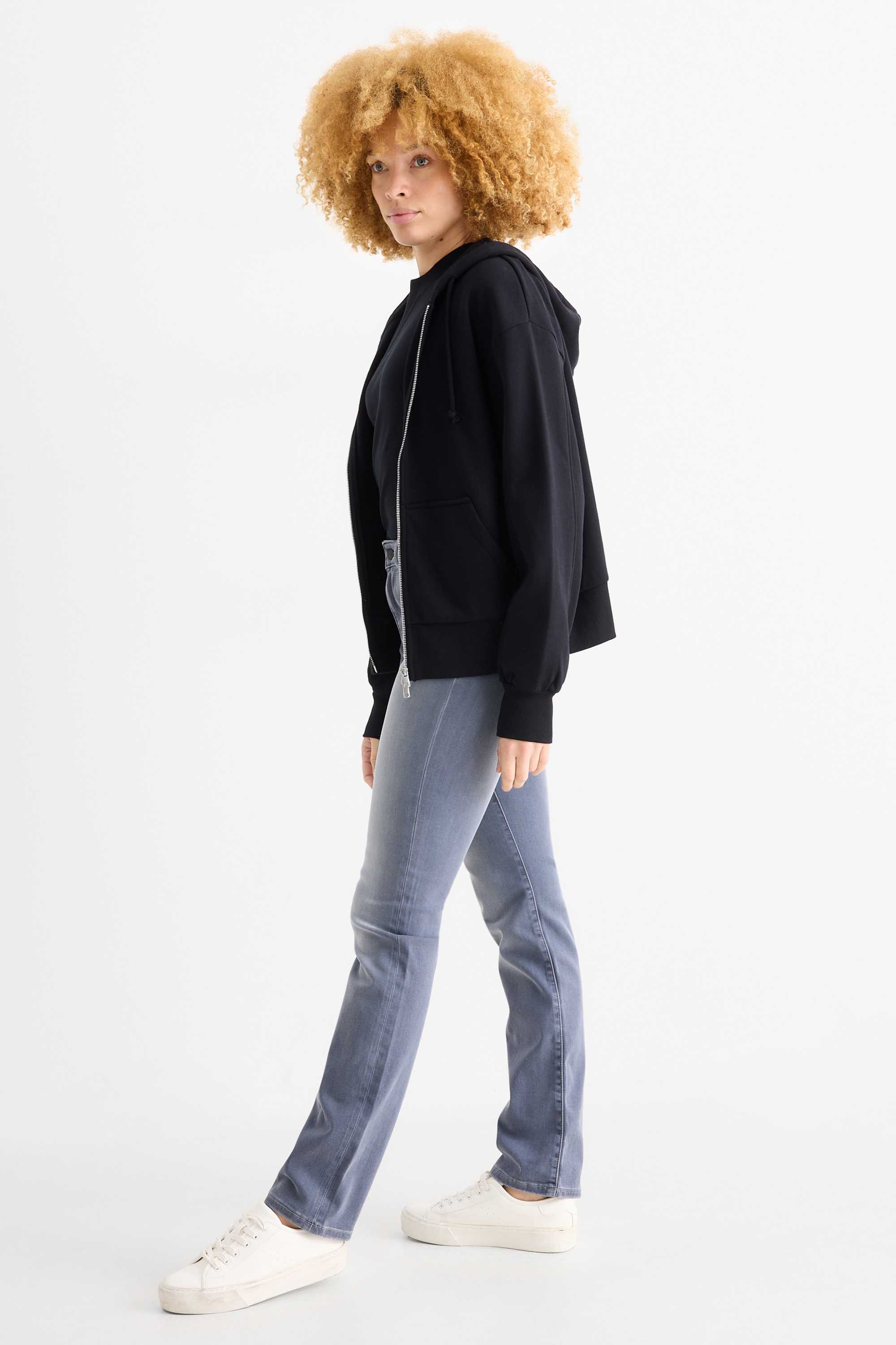 Straight jeans - mid-rise waist denim-light gray