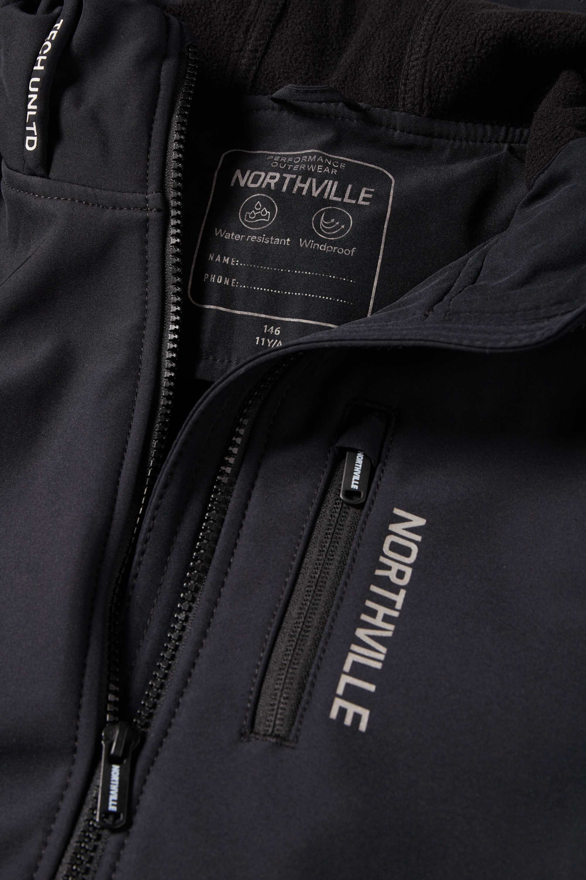 Softshell jacket with hood - waterproof black