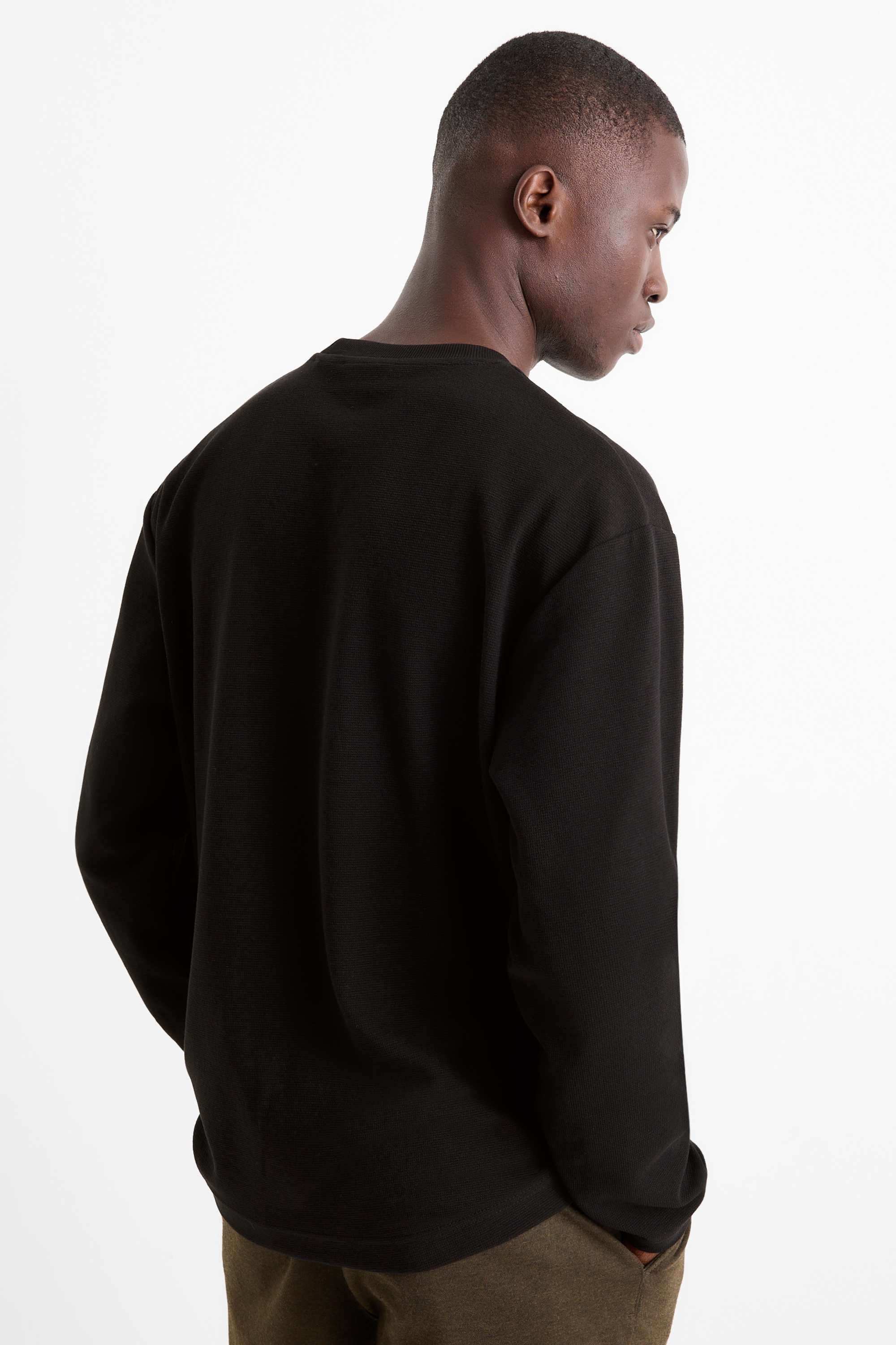 Sweatshirt - textured black
