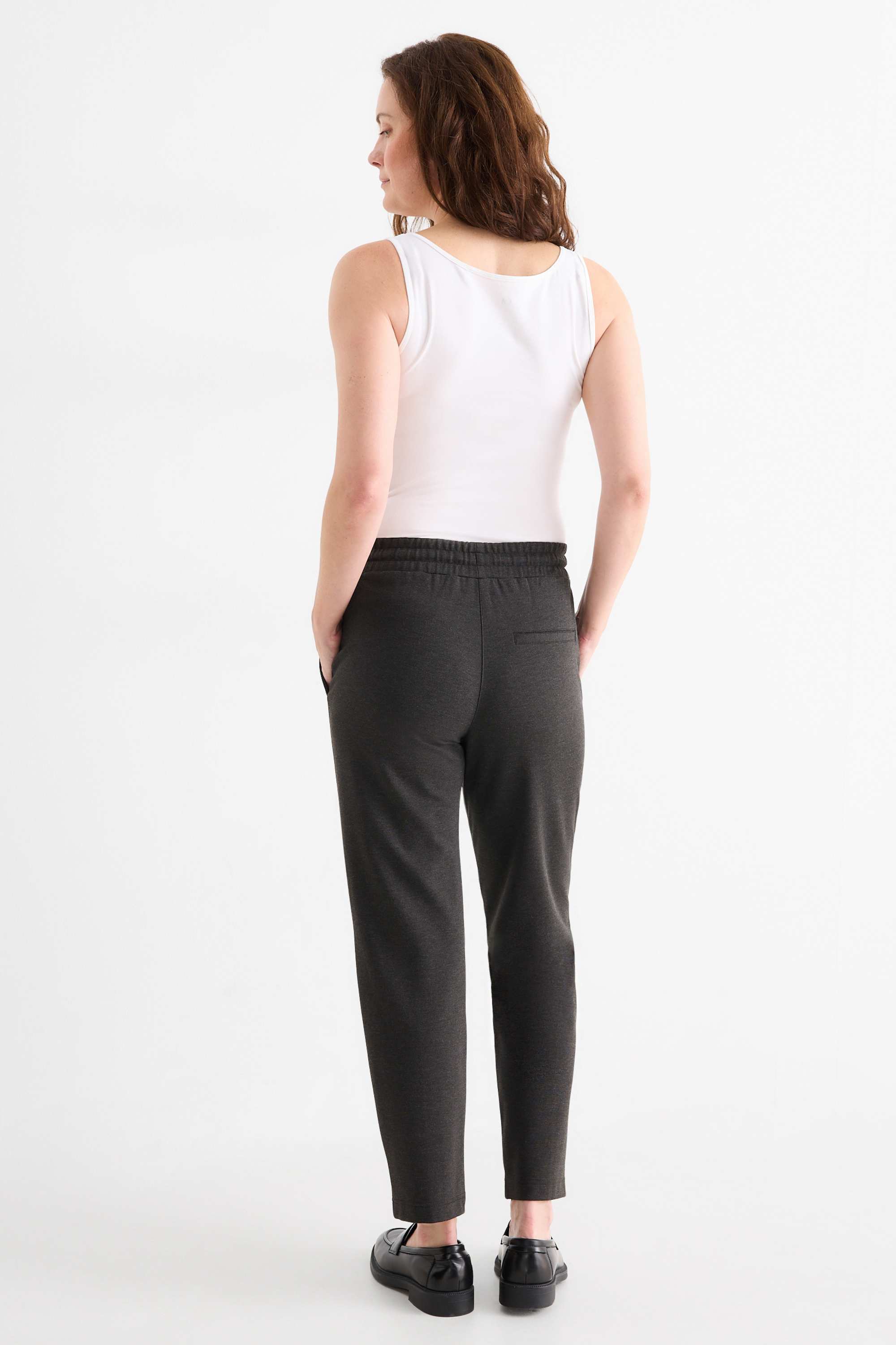Jersey trousers - mid-rise waist - tapered fit dark gray