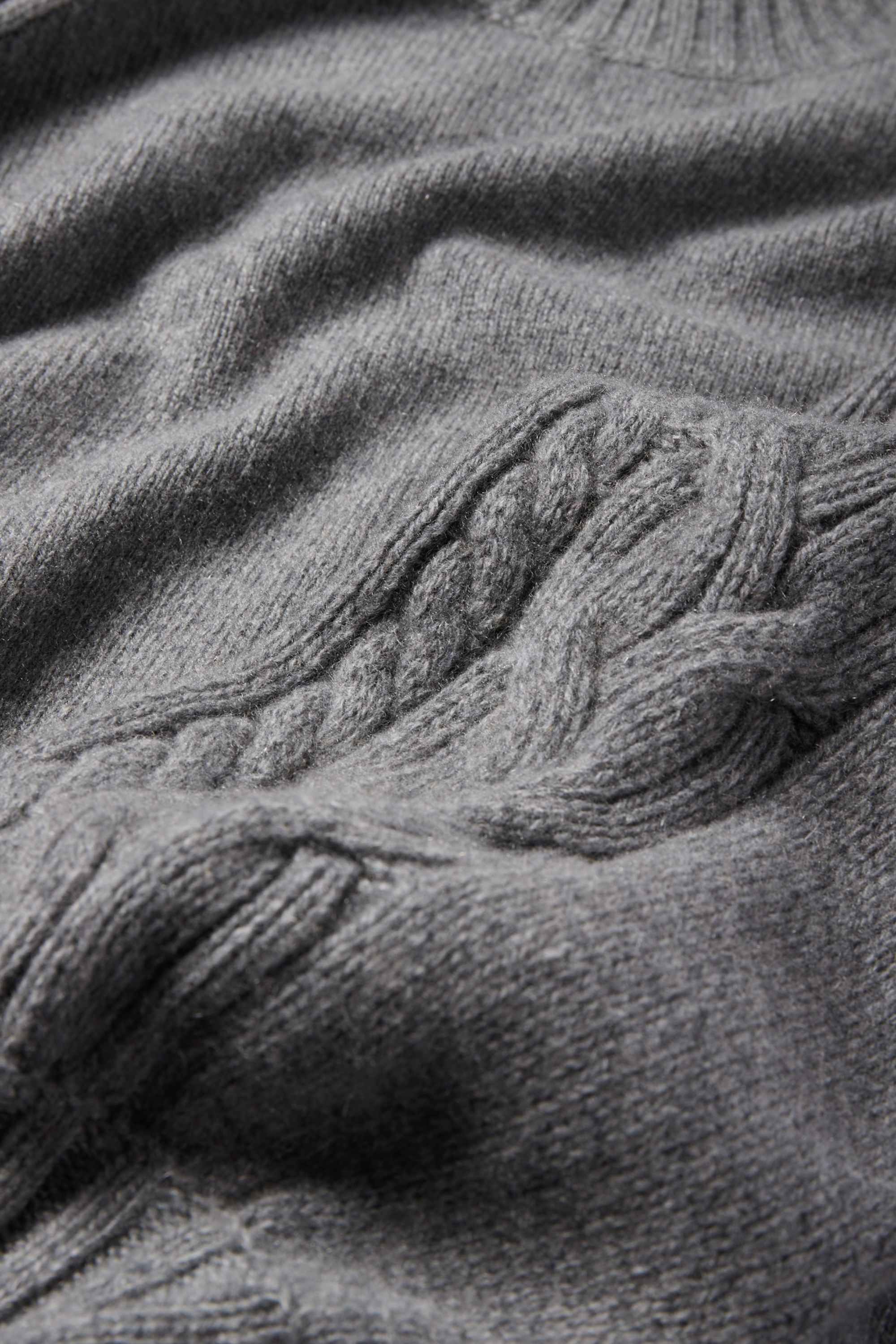 Cashmere jumper gray