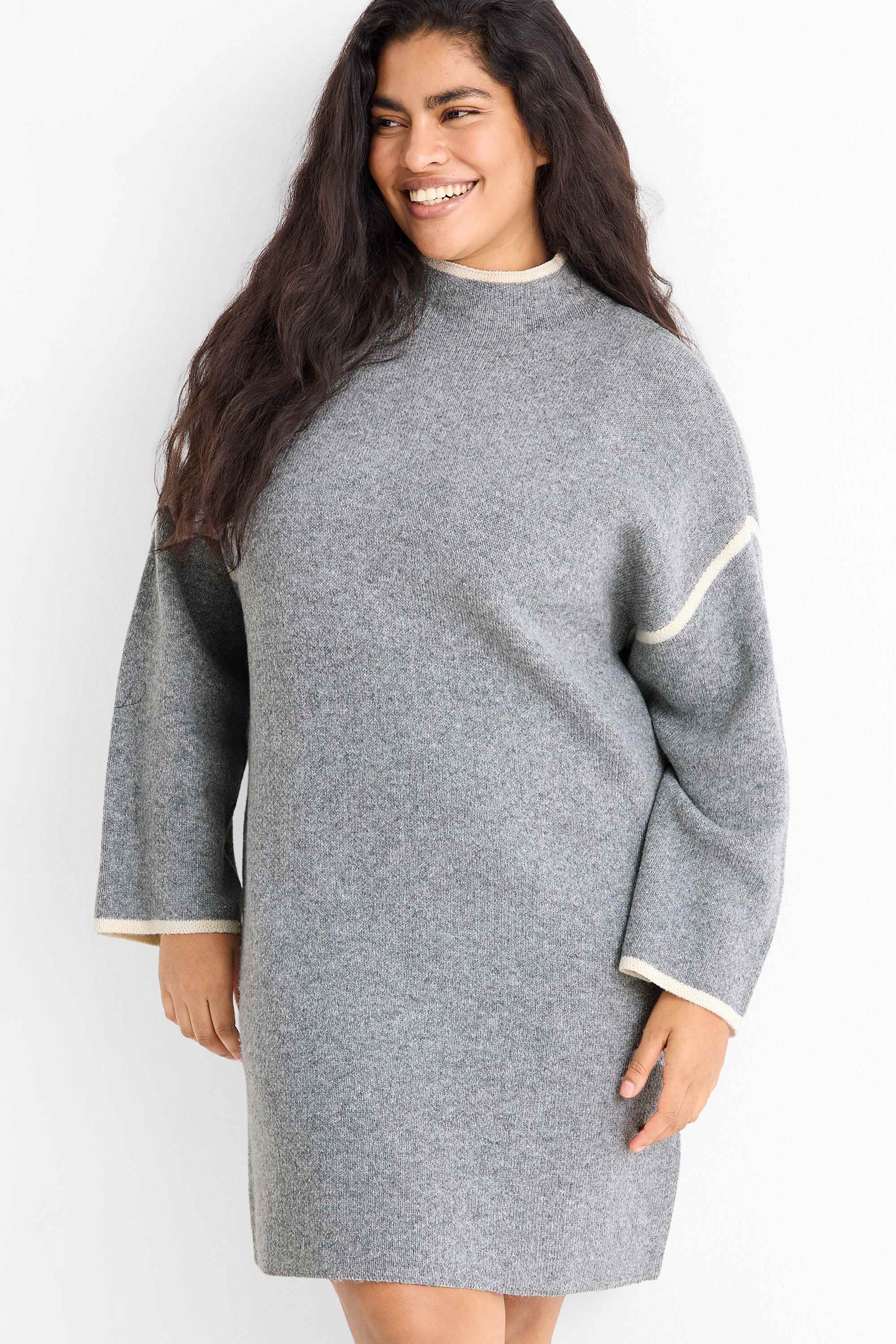 Knitted dress light gray