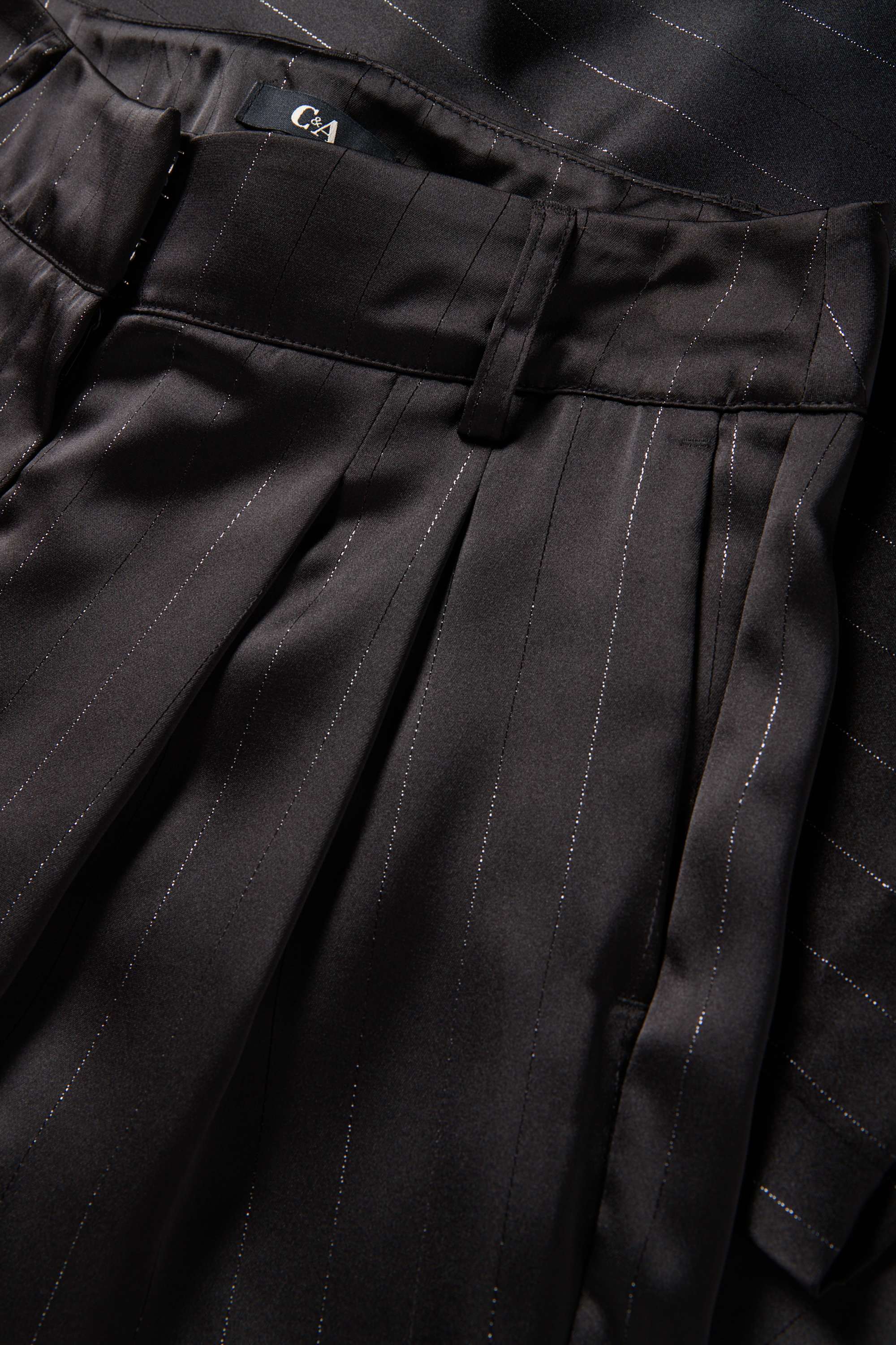 Satin trousers - mid-rise waist - wide leg - pinstripes black