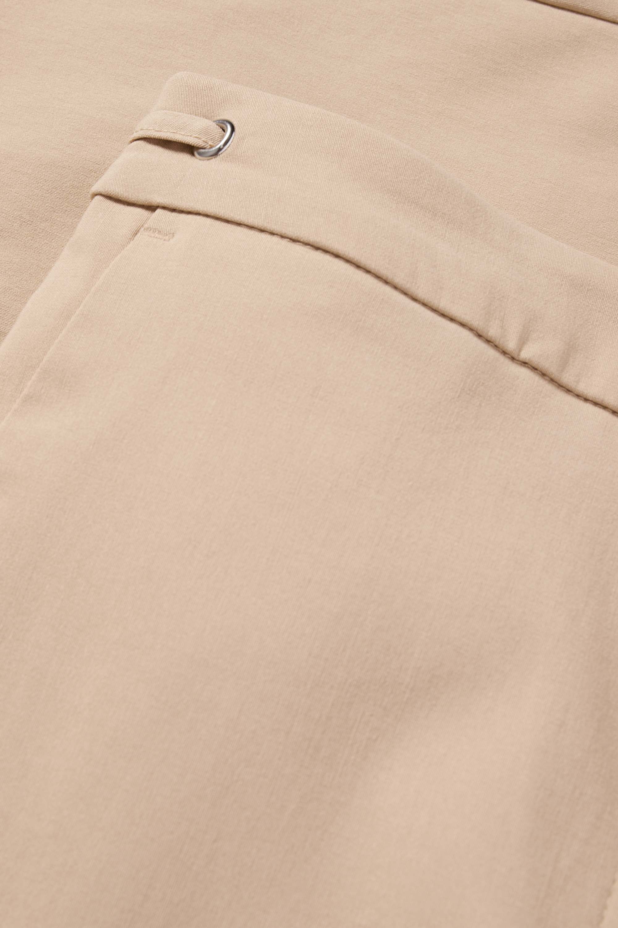 Cloth trousers - mid-rise waist - tapered fit beige