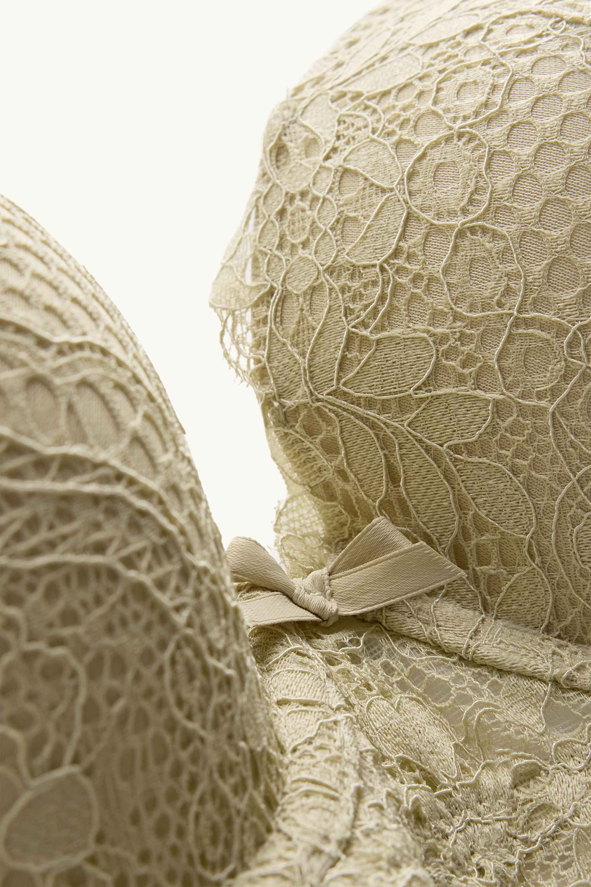 Underwire bra - FULL COVERAGE - padded light green