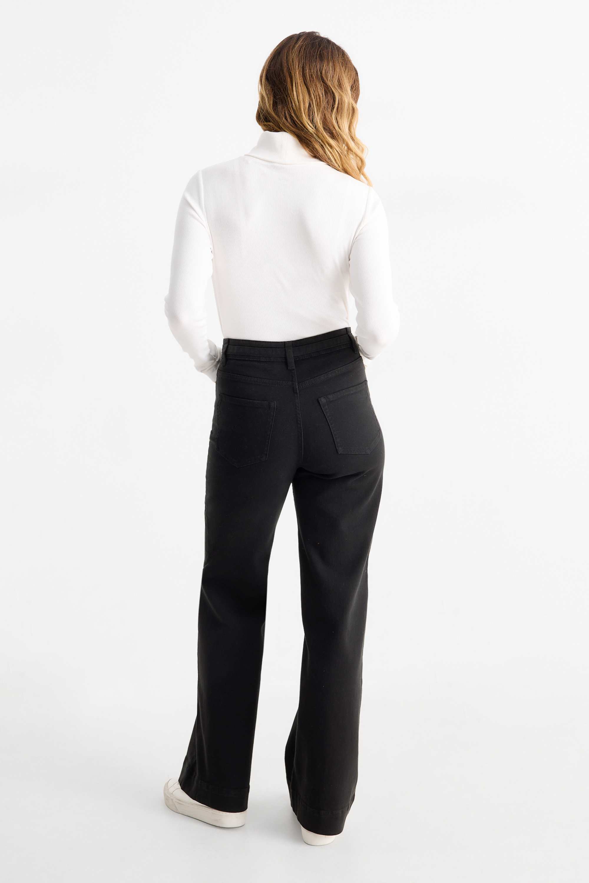 Cloth trousers with belt - high-rise waist - wide leg black