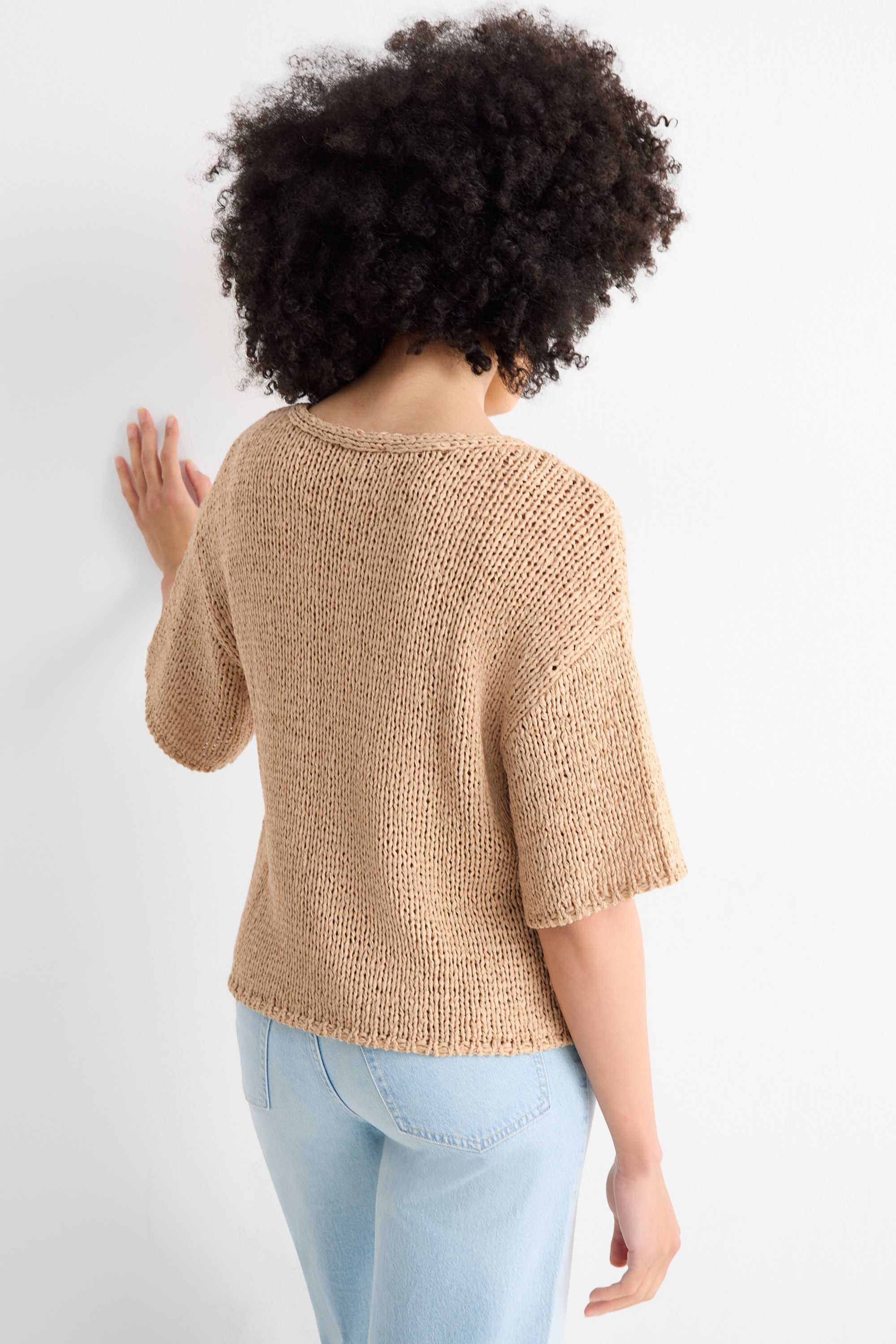 Knitted jumper - short sleeve beige